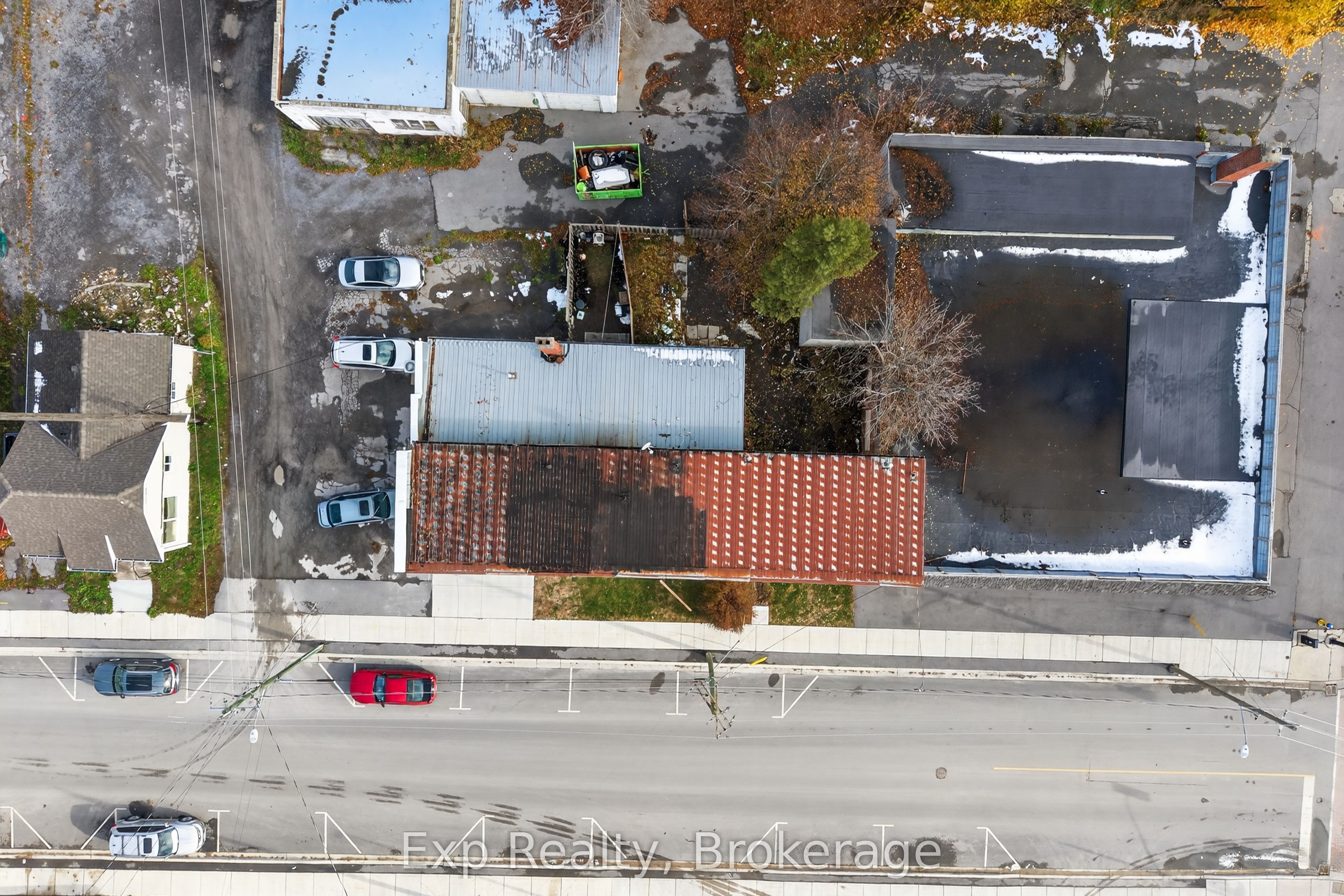 113 East Street E Property Photo 20