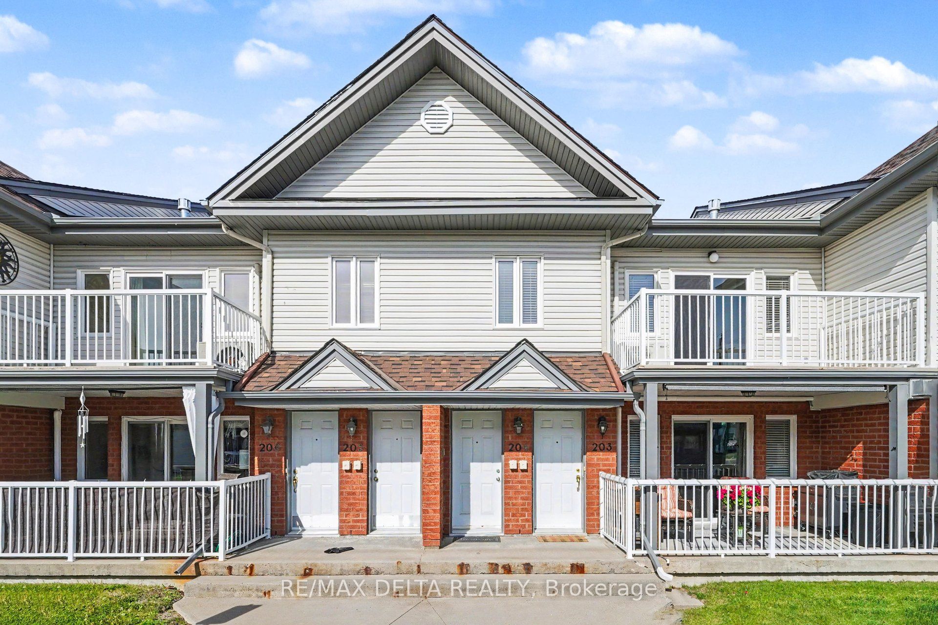 88 Lafleche Boulevard 204 Property Photo 2