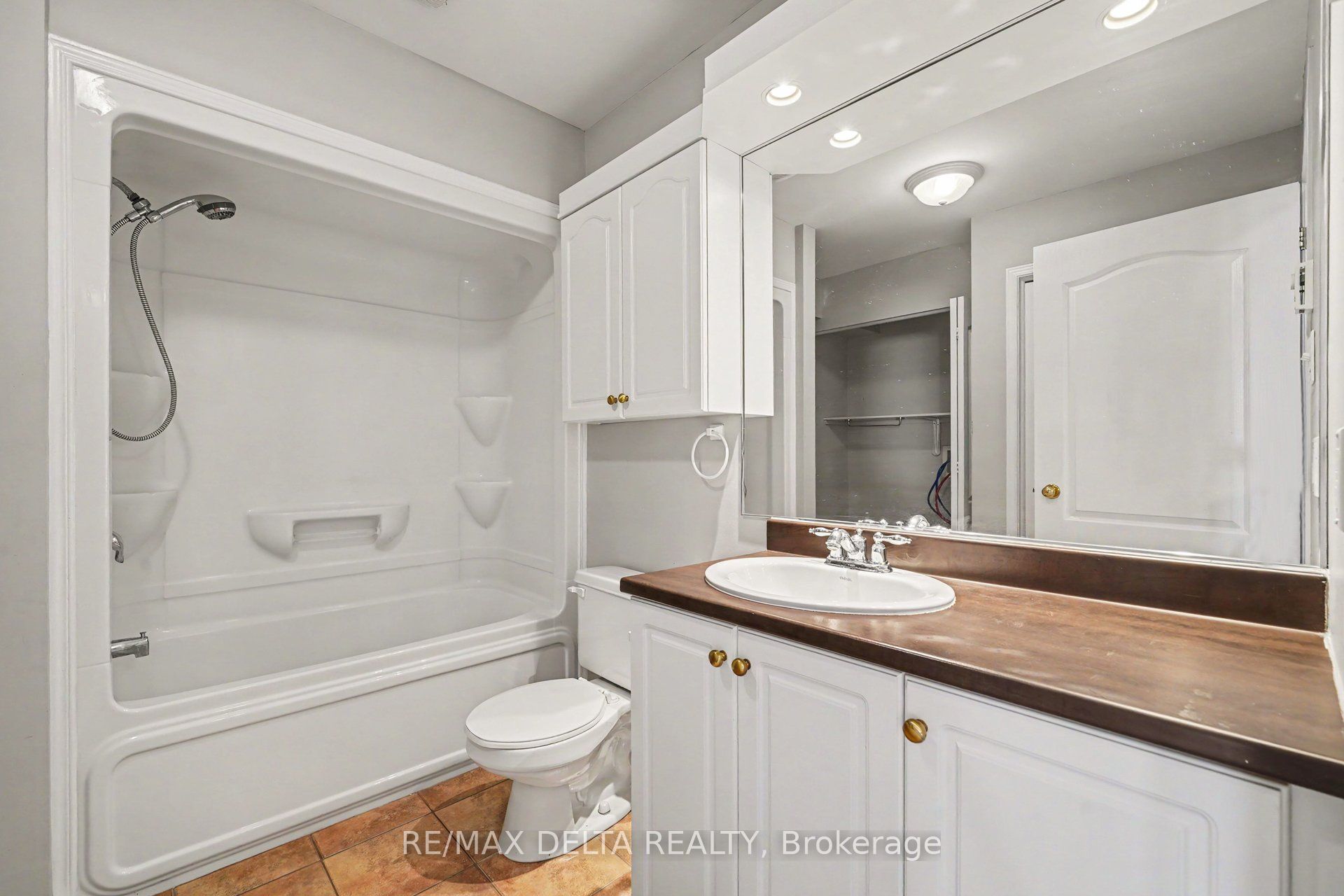 88 Lafleche Boulevard 204 Property Photo 27