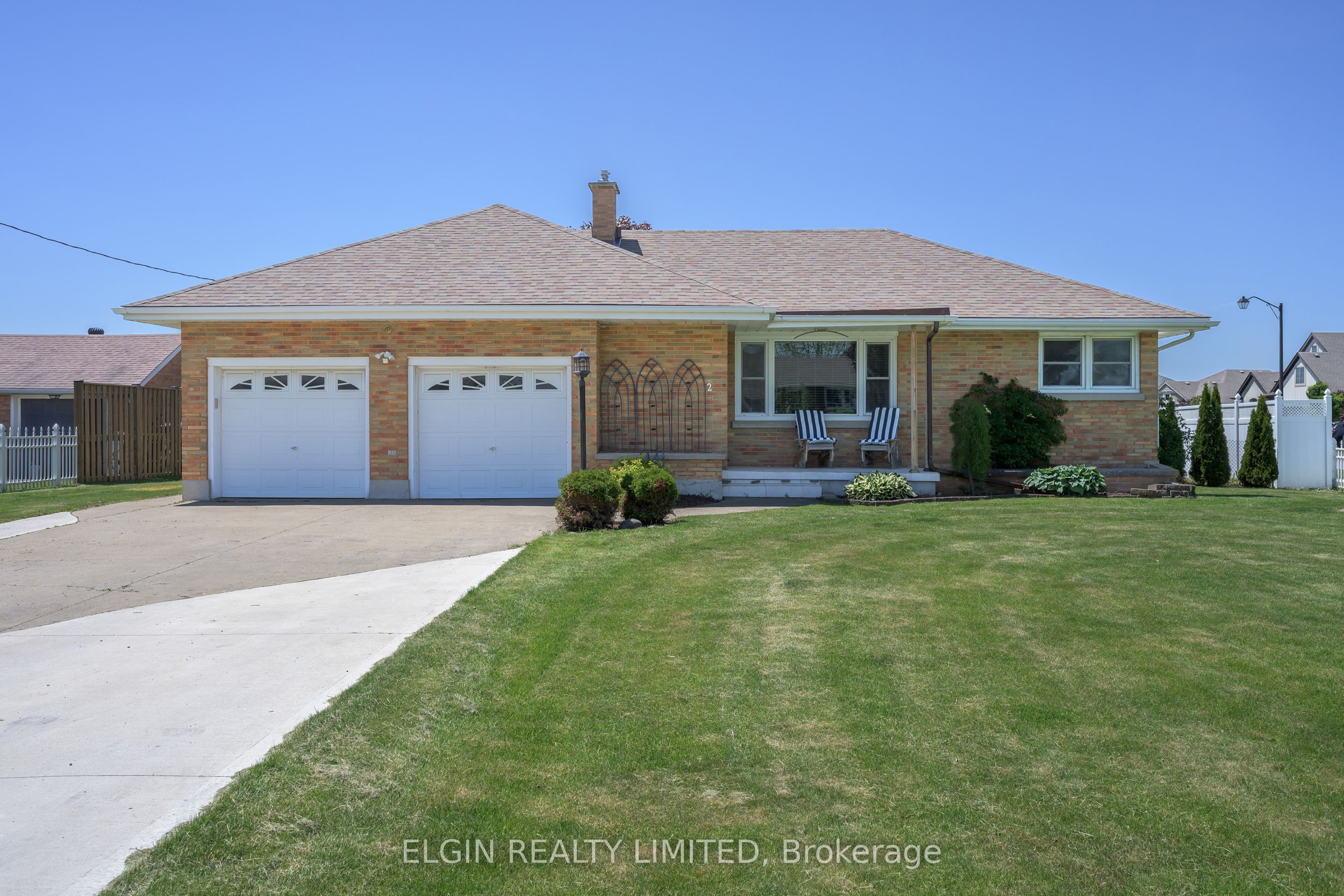 2 Lyndale Avenue Property Photo 1