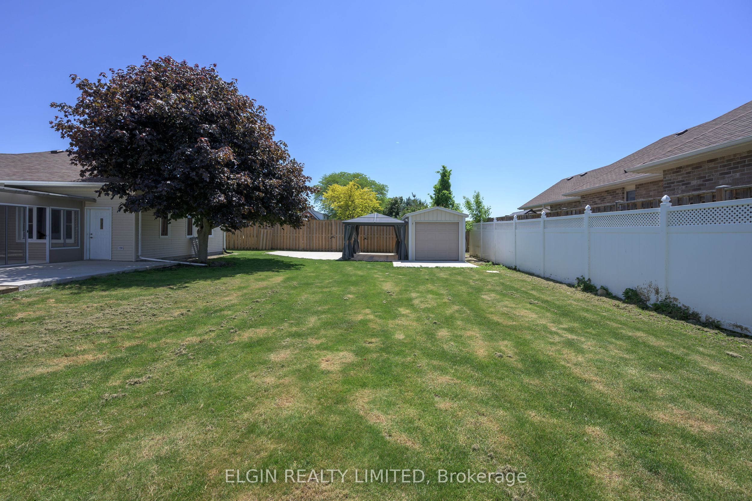 2 Lyndale Avenue Property Photo 11