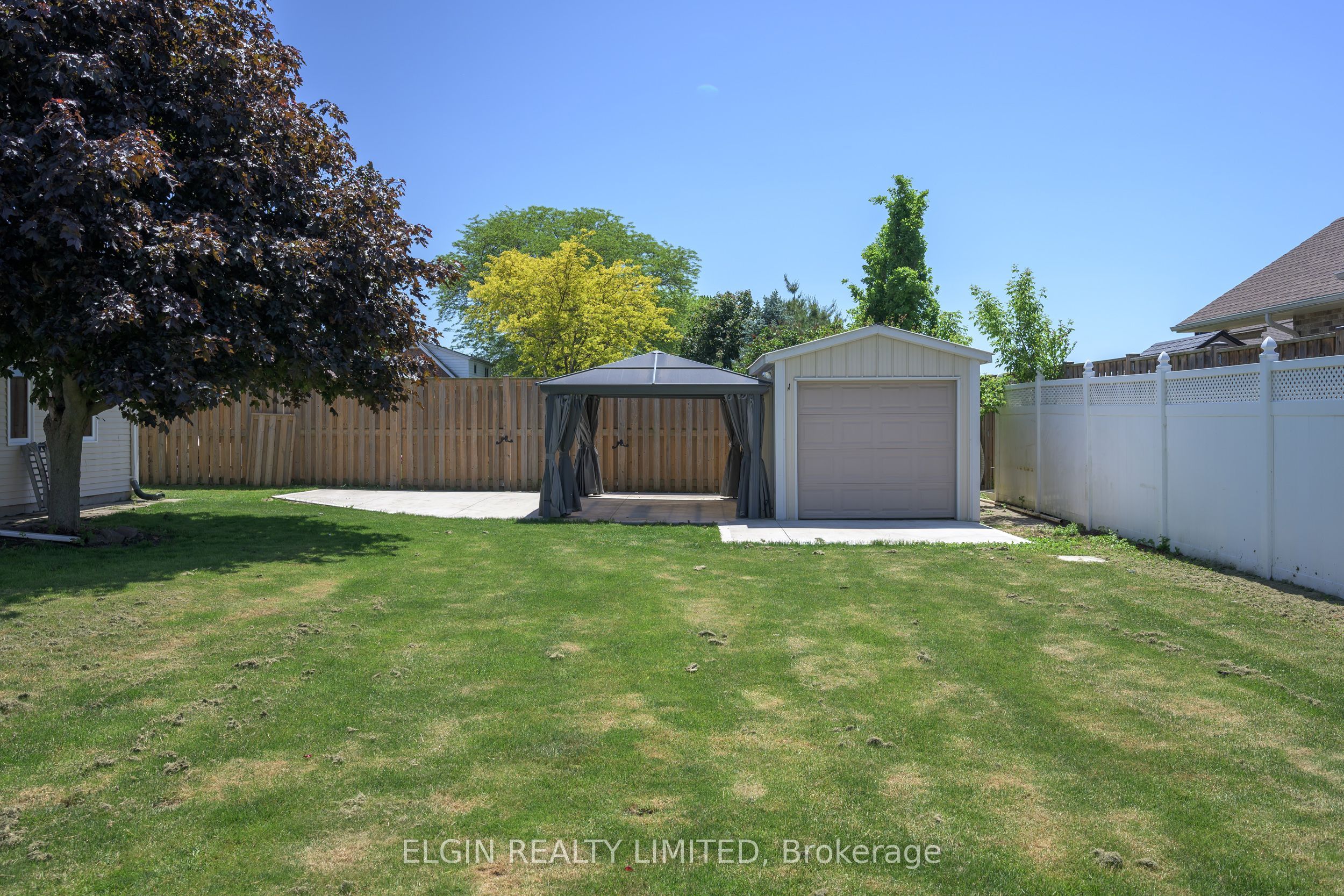 2 Lyndale Avenue Property Photo 12