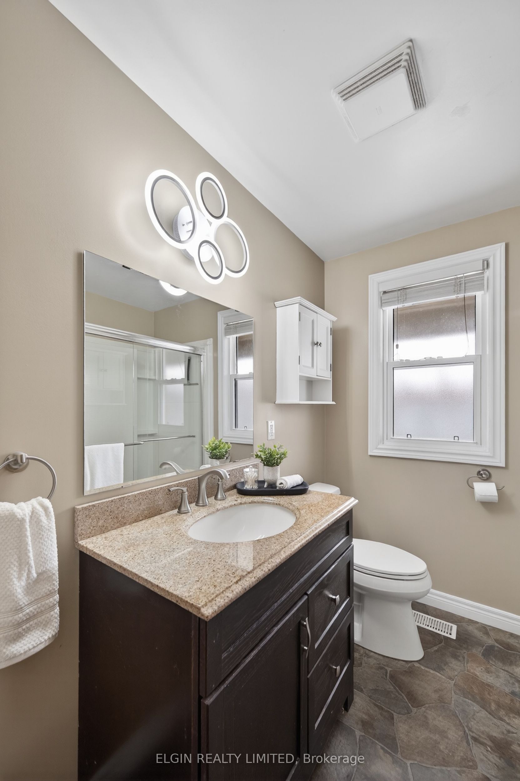 2 Lyndale Avenue Property Photo 30