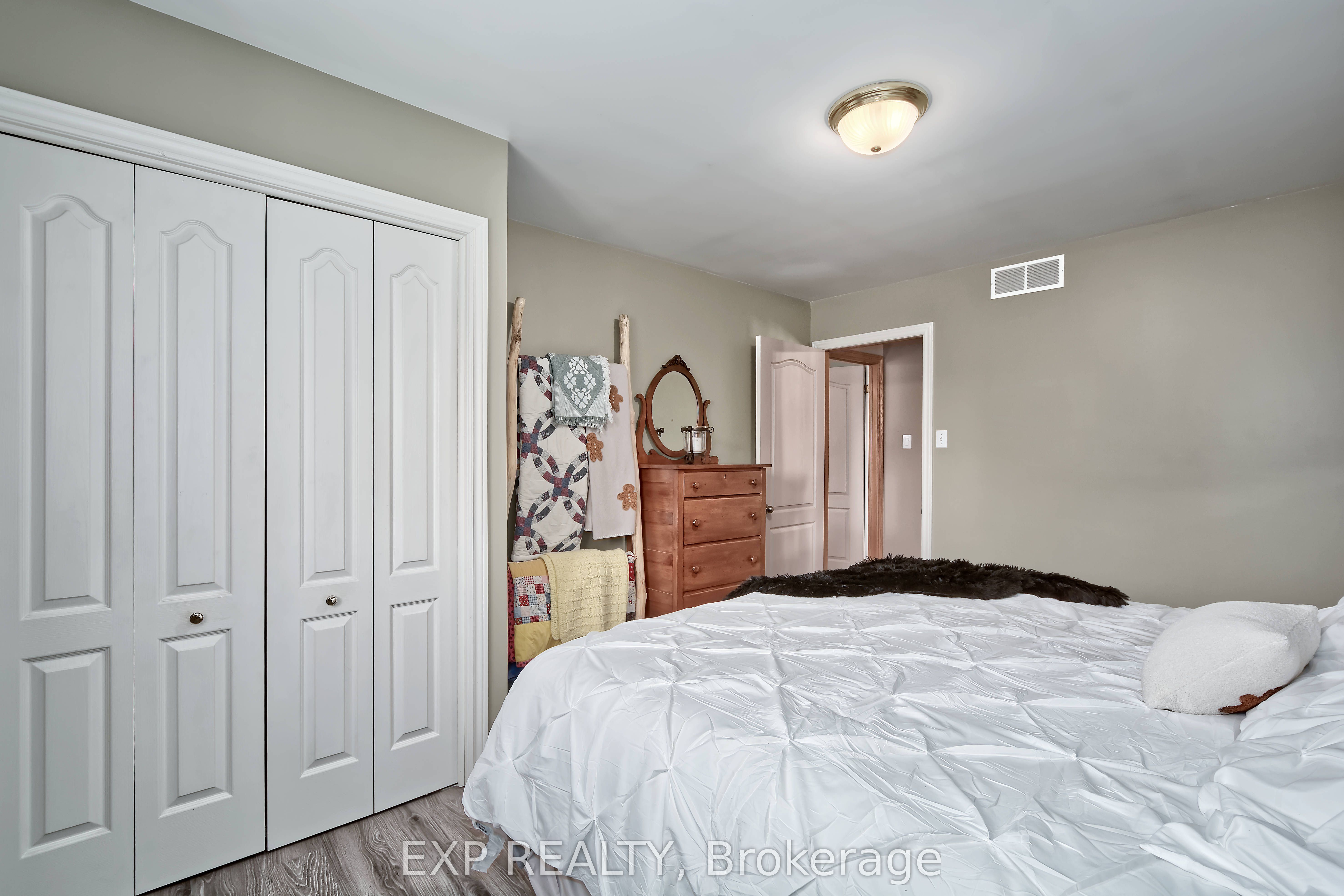 57186 Eden Line Property Photo 29