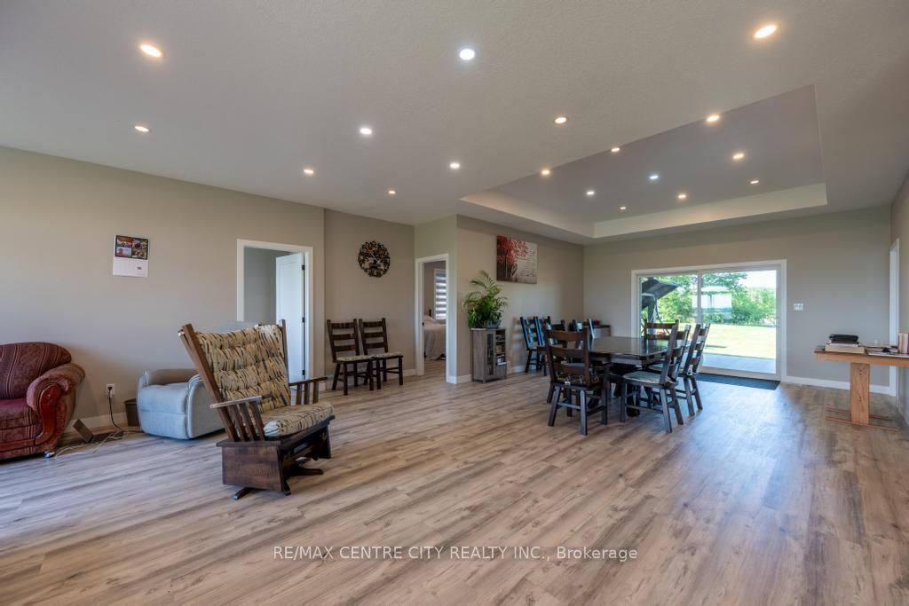 22273 Pratt Siding Road Property Photo 10
