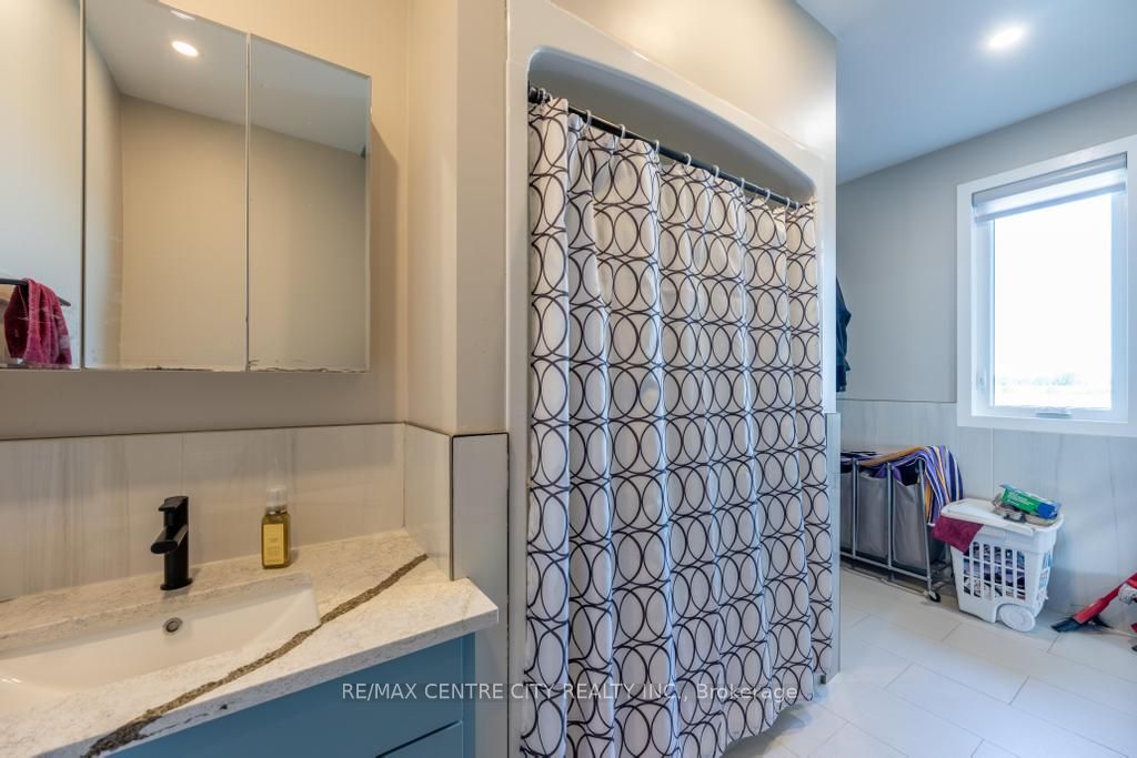 22273 Pratt Siding Road Property Photo 14