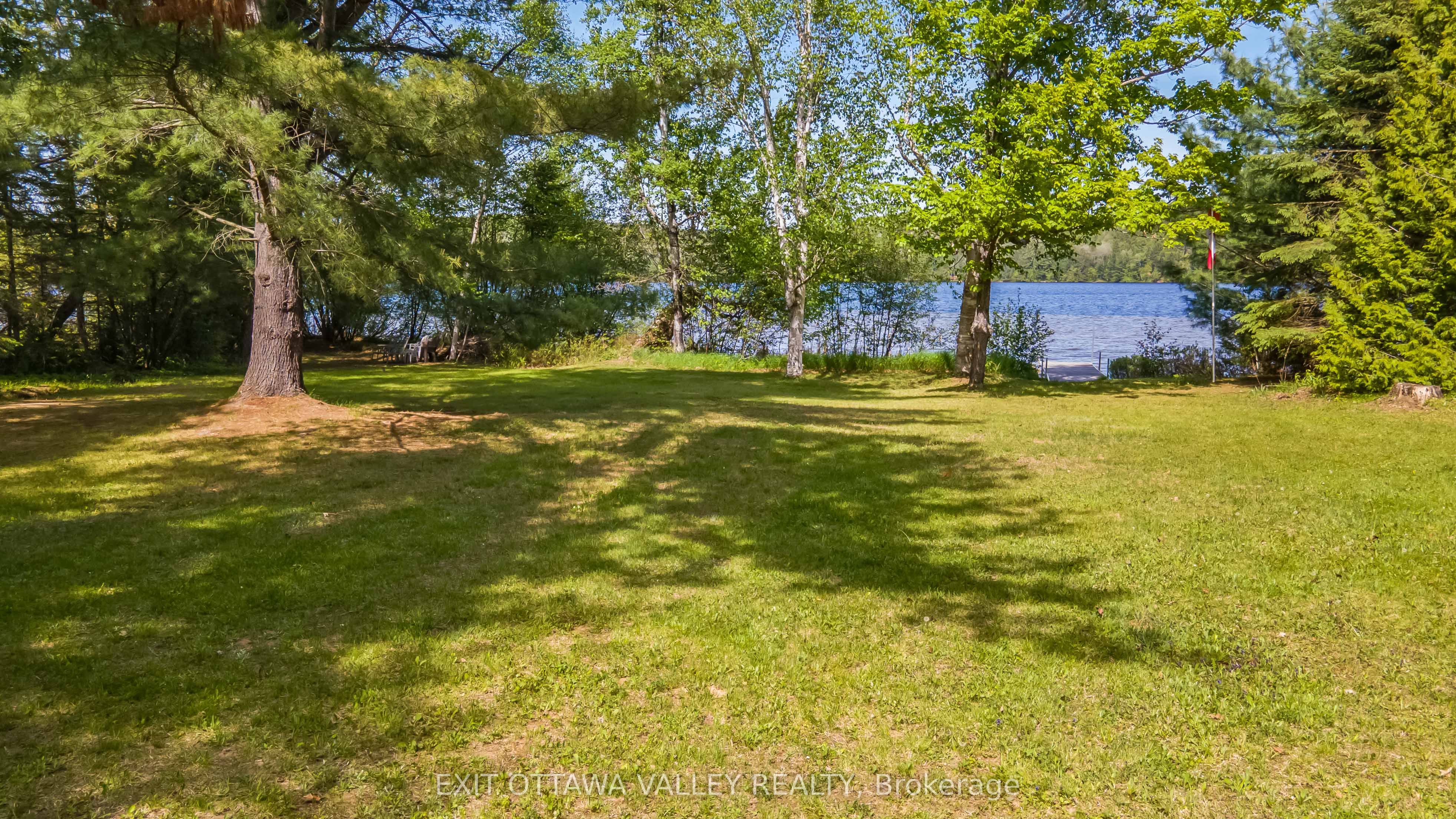112 Arbor Vitae Road Property Photo 7