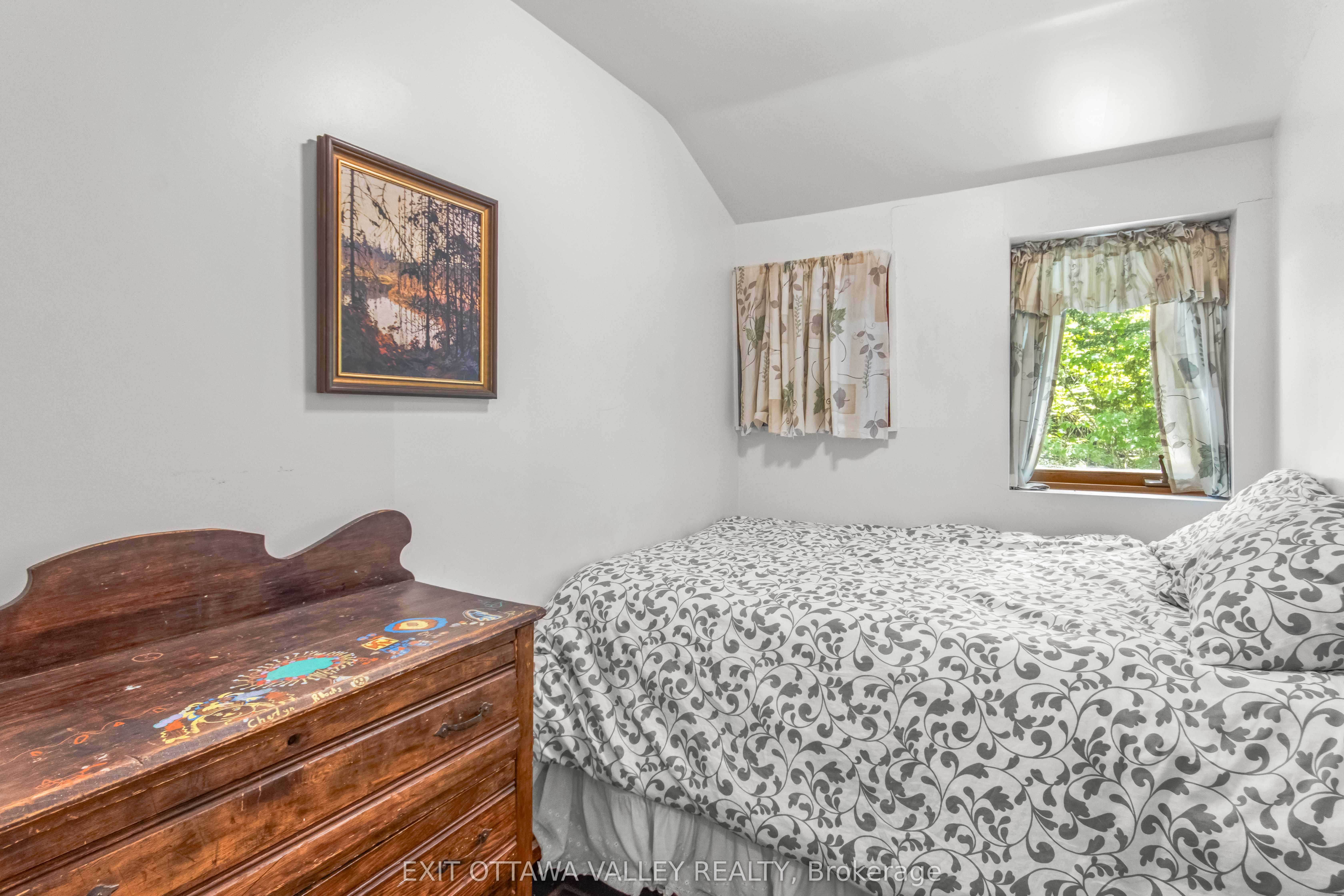 112 Arbor Vitae Road Property Photo 27
