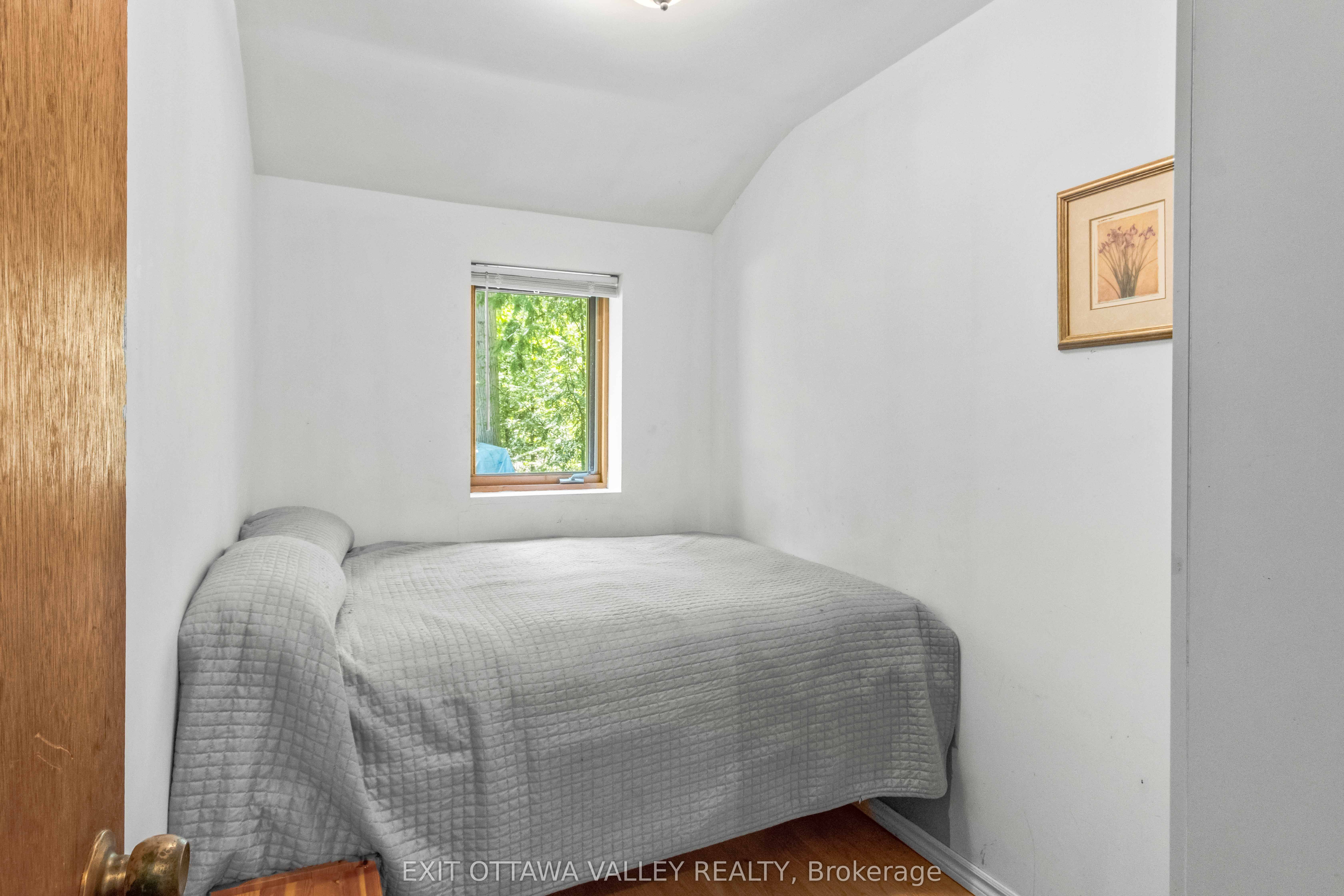 112 Arbor Vitae Road Property Photo 28