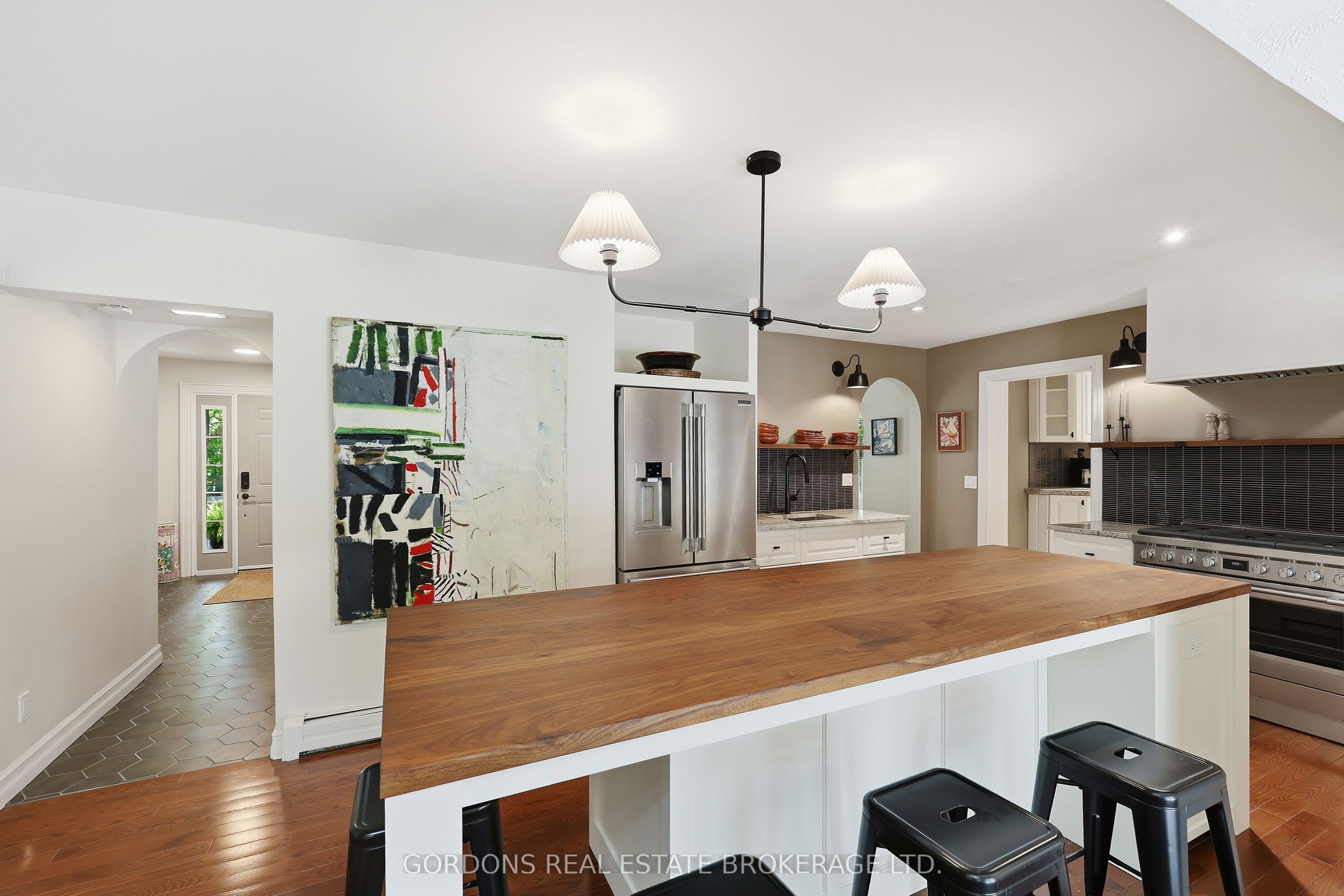 25 Riverside Drive Property Photo 19