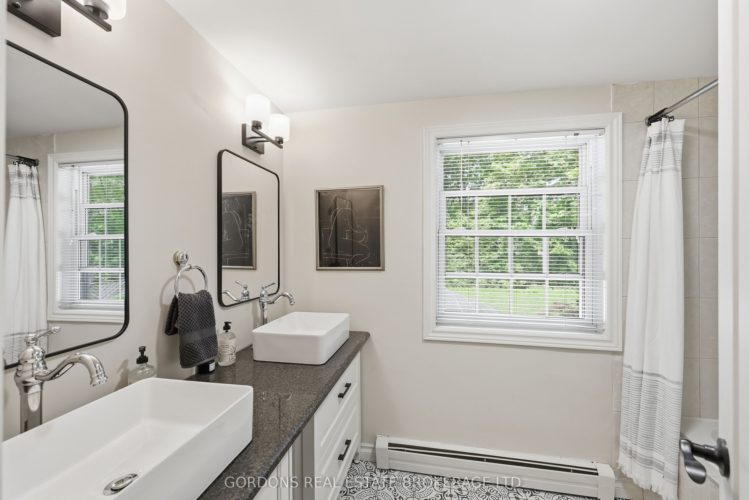 25 Riverside Drive Property Photo 42