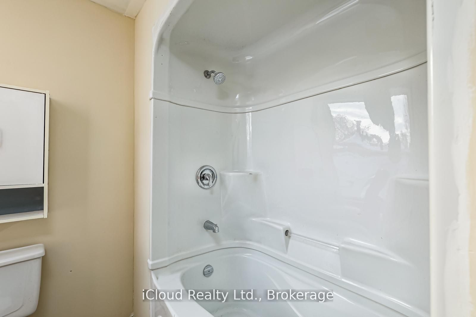 1083 3rd A Avenue E Property Photo 13
