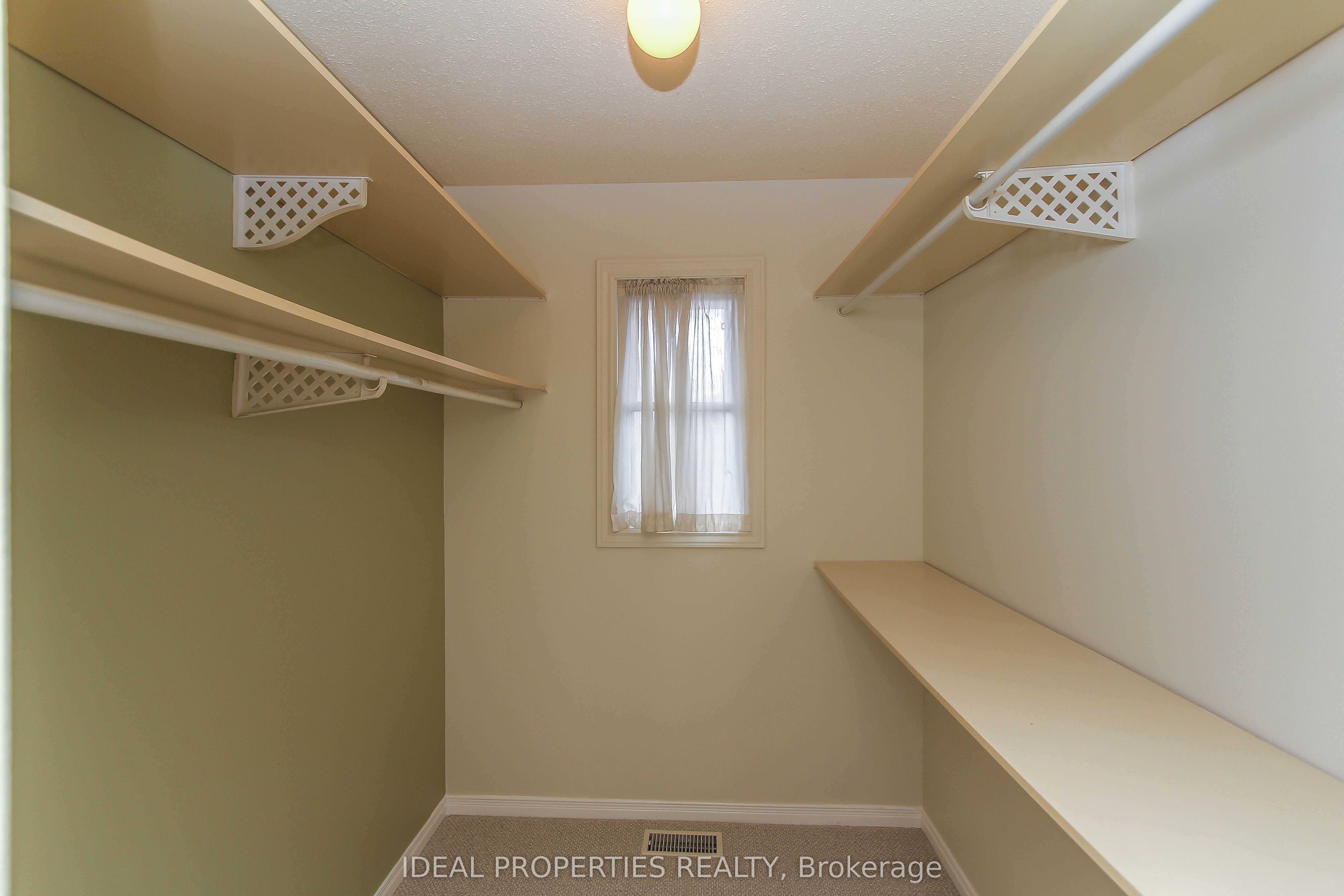 39 Huntings End Avenue Property Photo 25