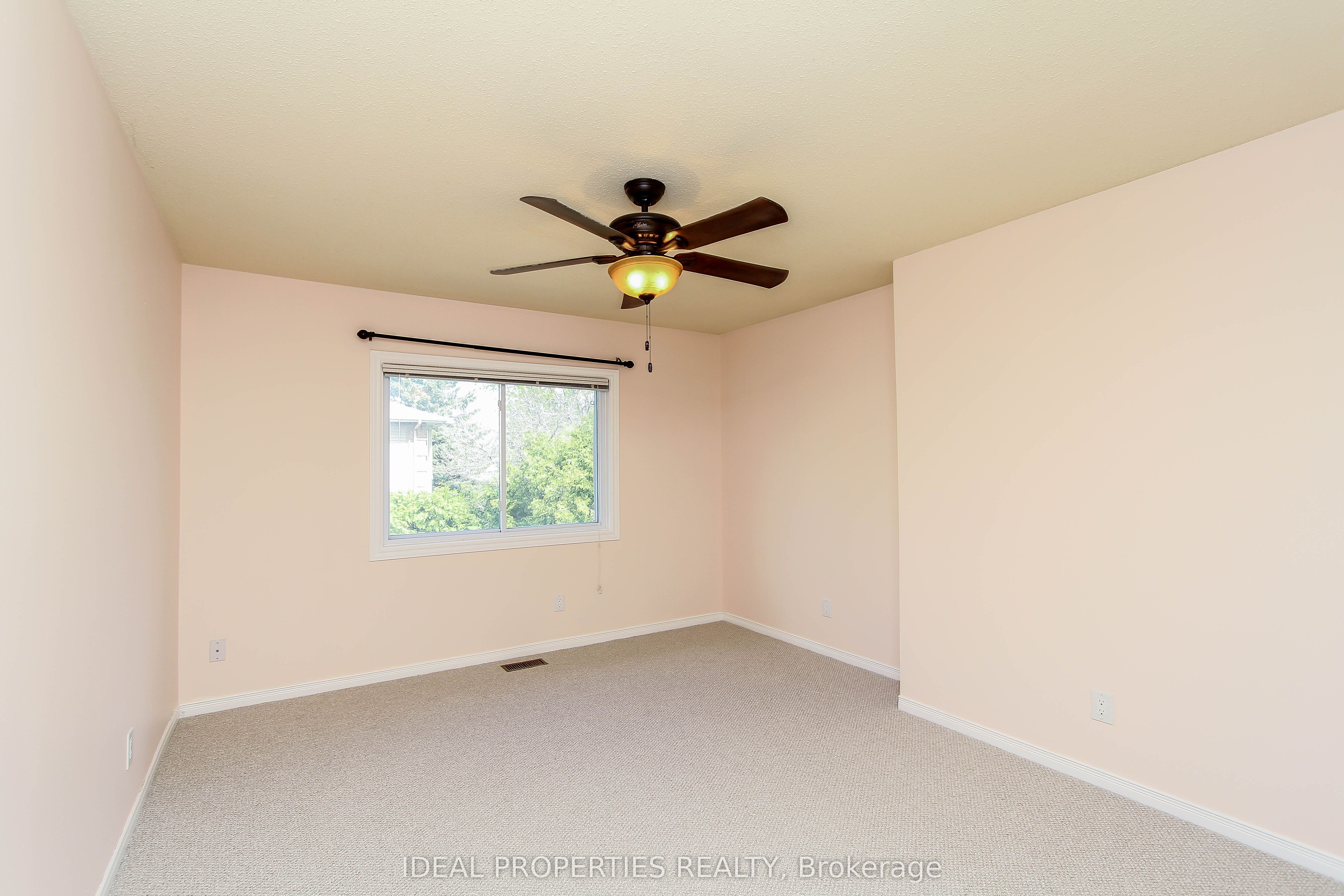 39 Huntings End Avenue Property Photo 32