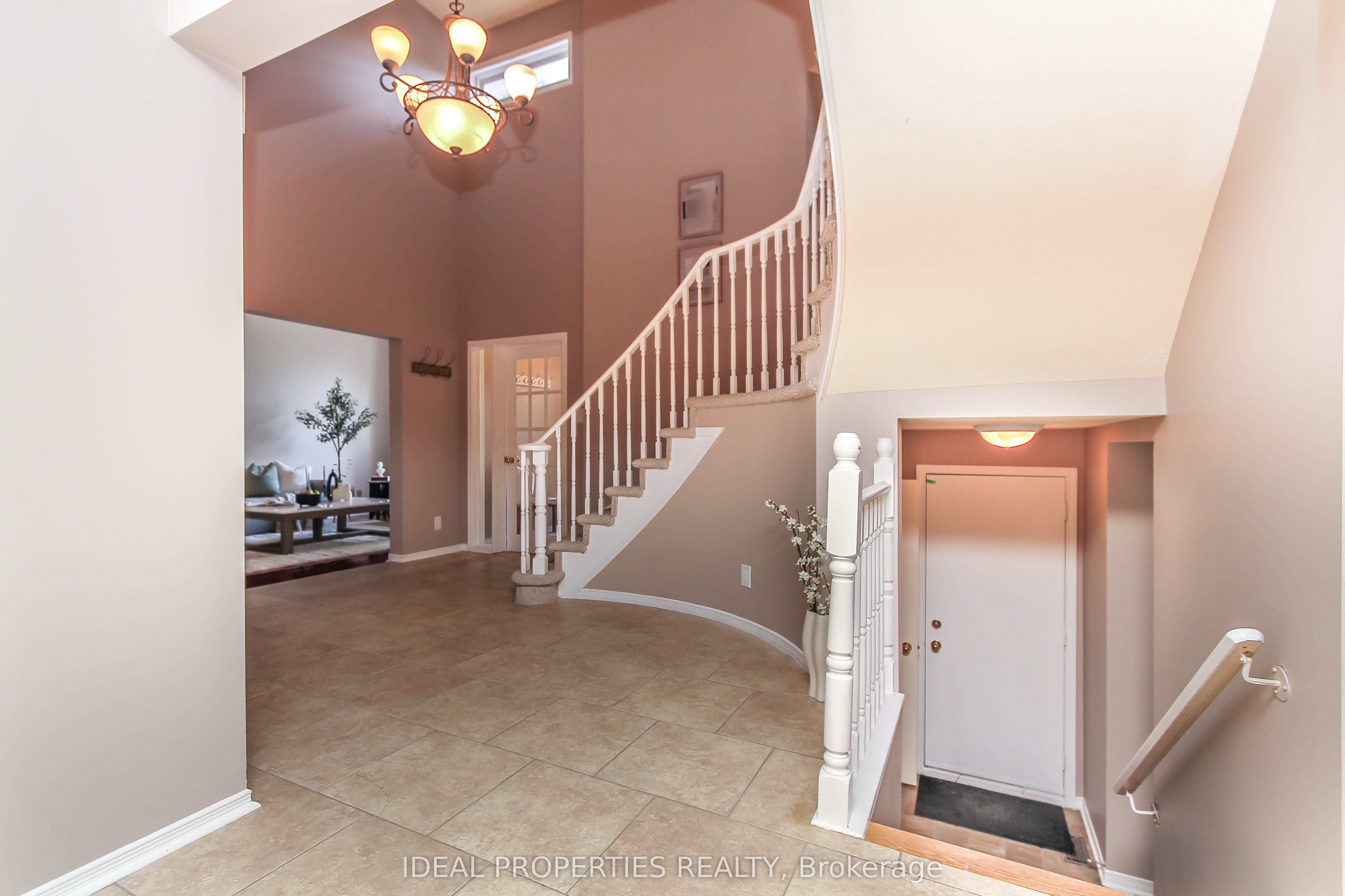 39 Huntings End Avenue Property Photo 37