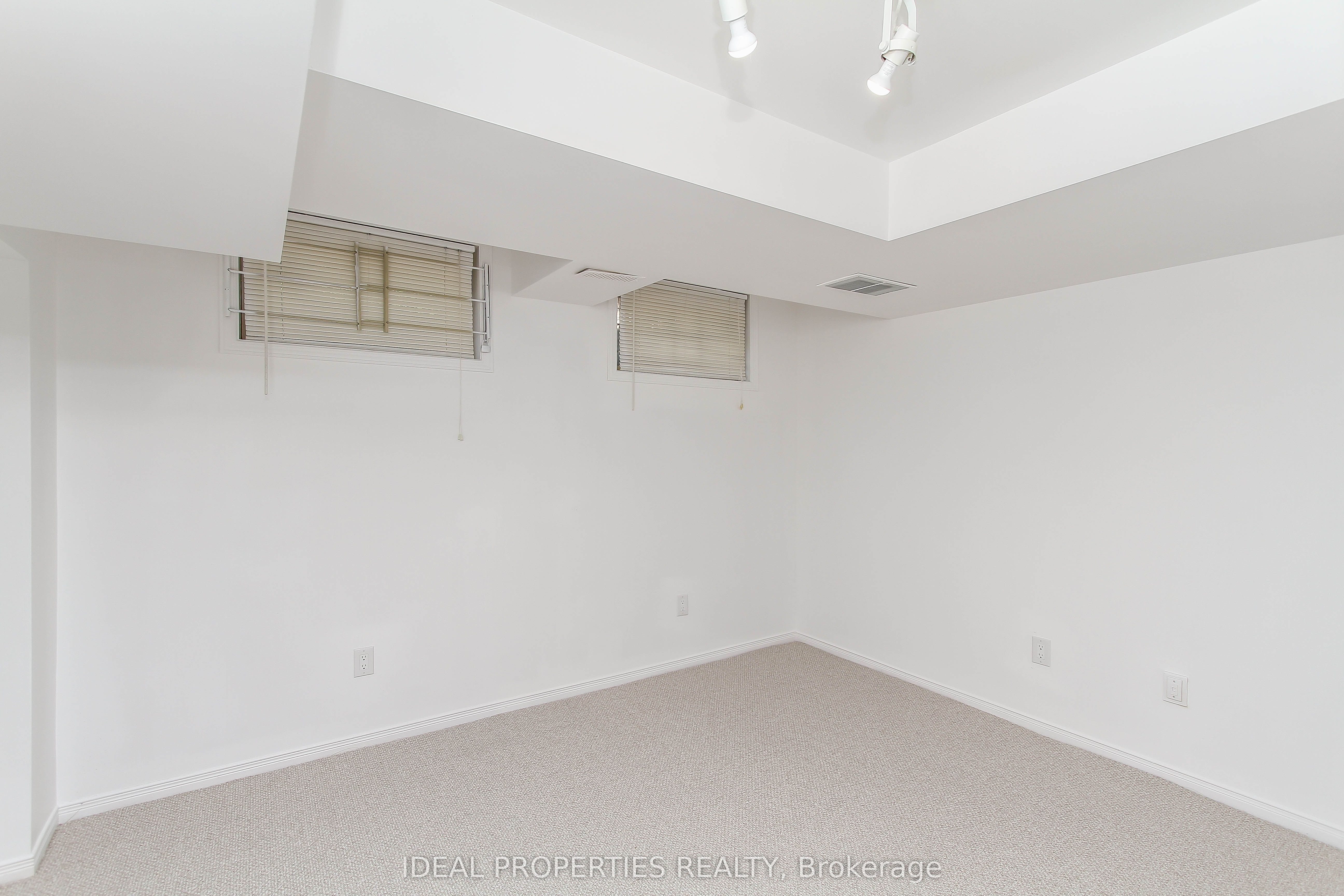39 Huntings End Avenue Property Photo 44