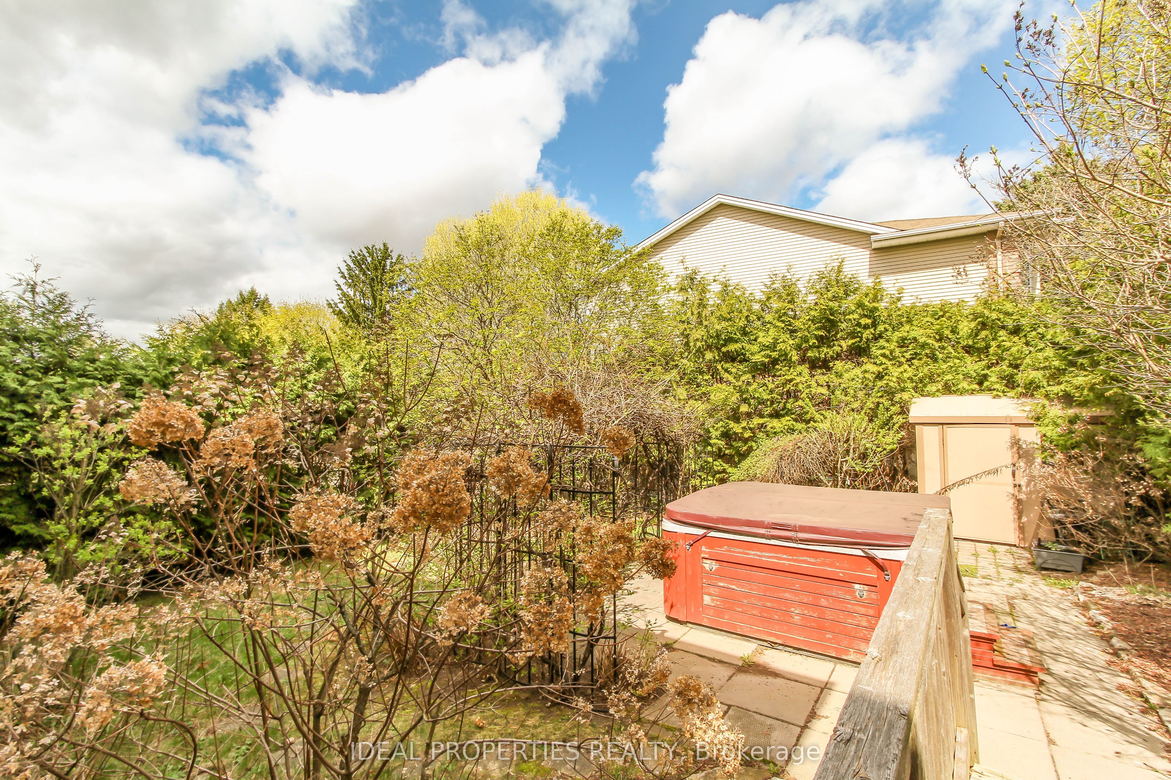 39 Huntings End Avenue Property Photo 48