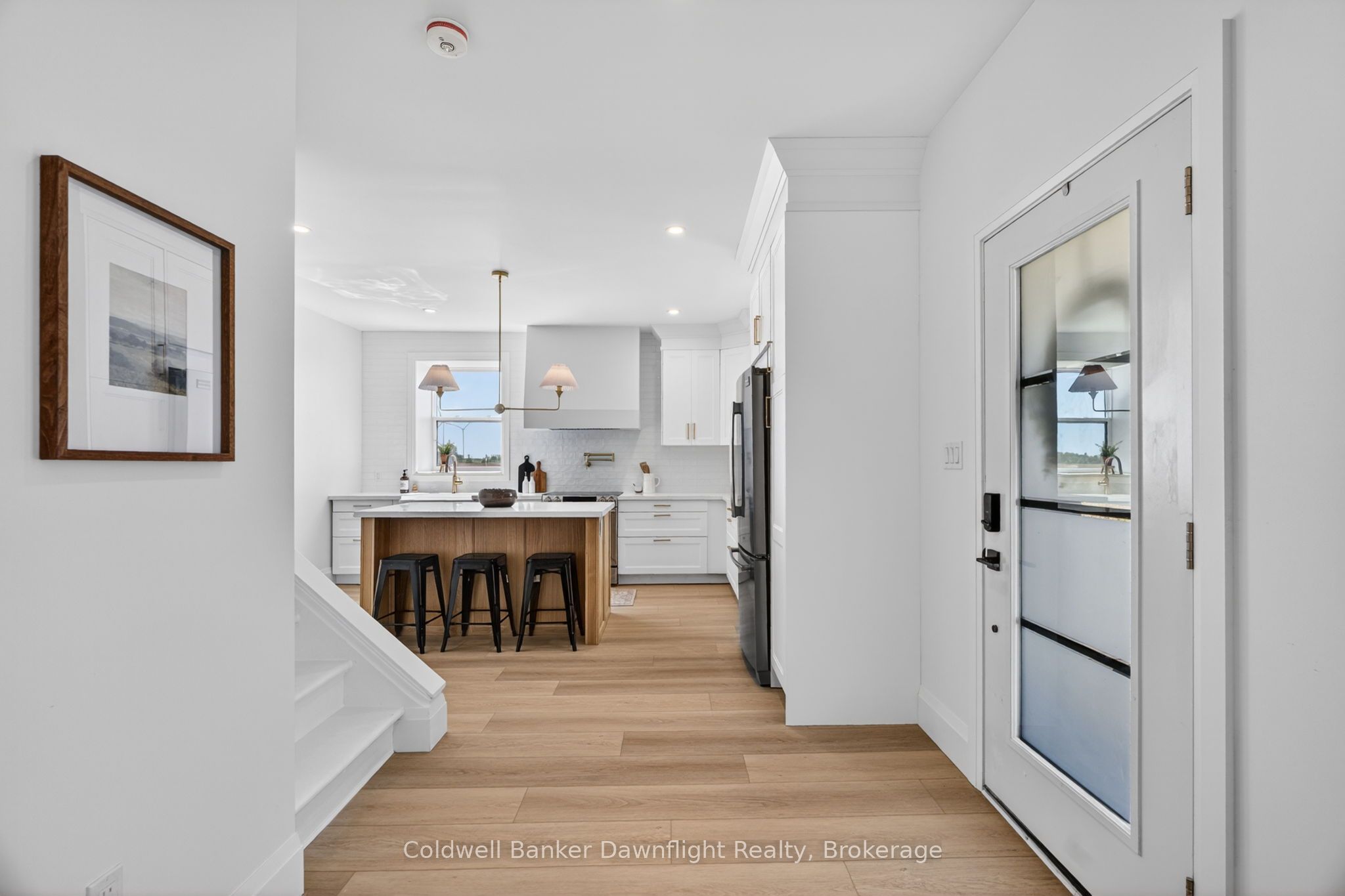 728 North Line Property Photo 8