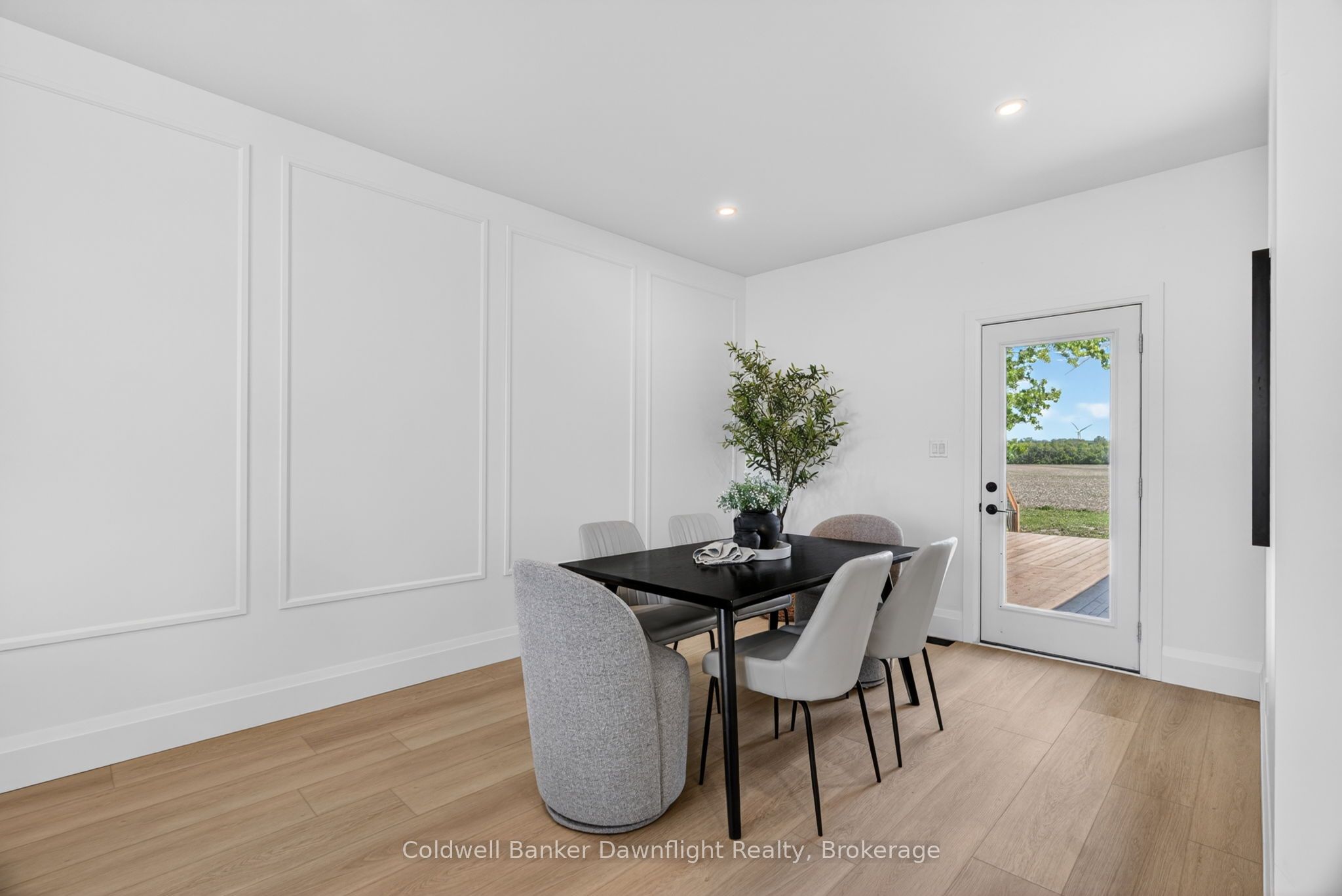 728 North Line Property Photo 14