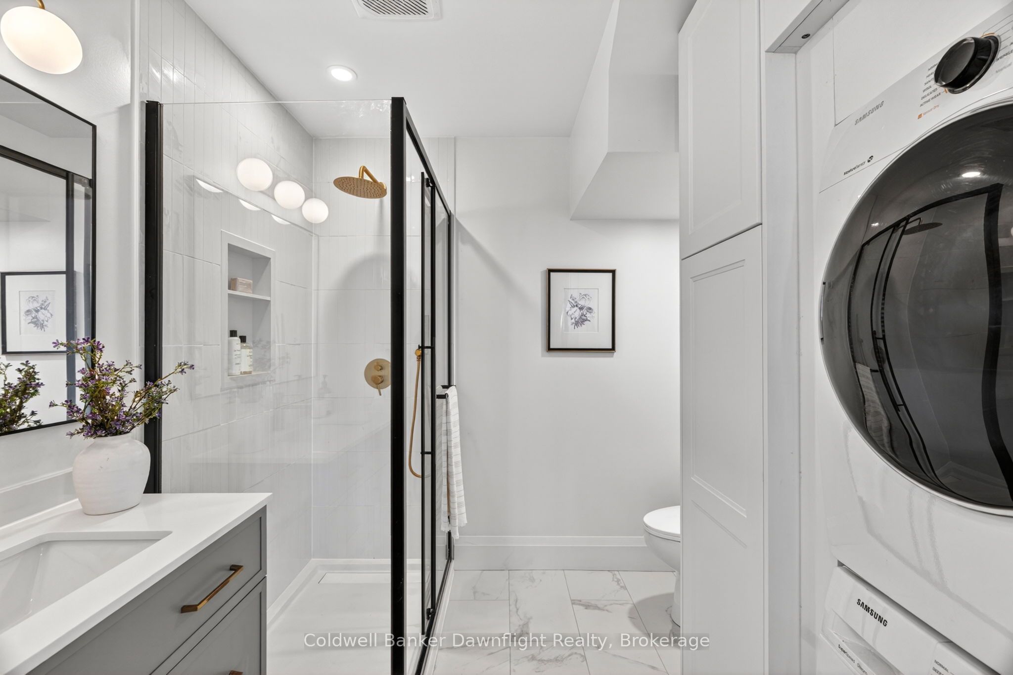 728 North Line Property Photo 23