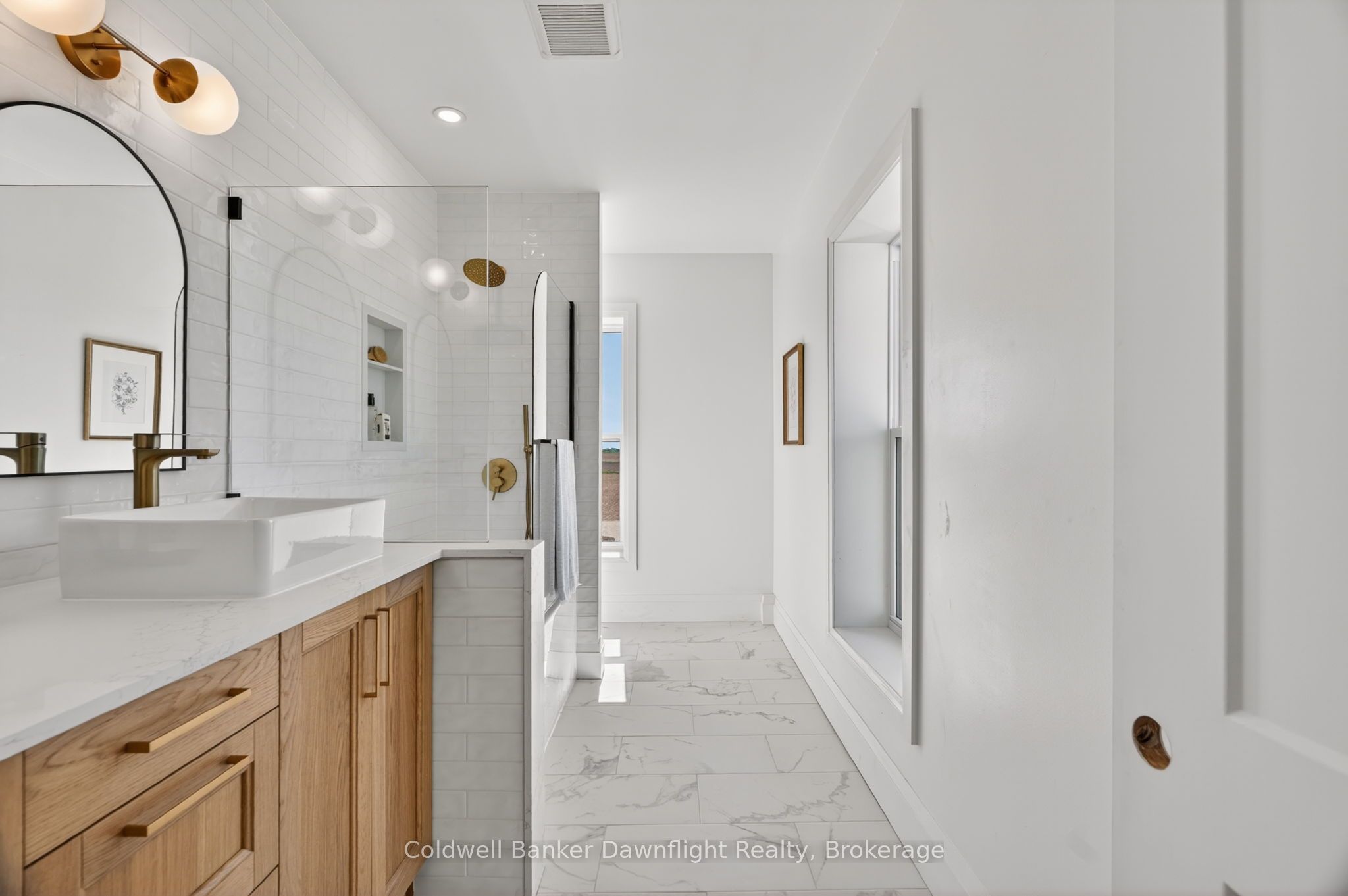 728 North Line Property Photo 30