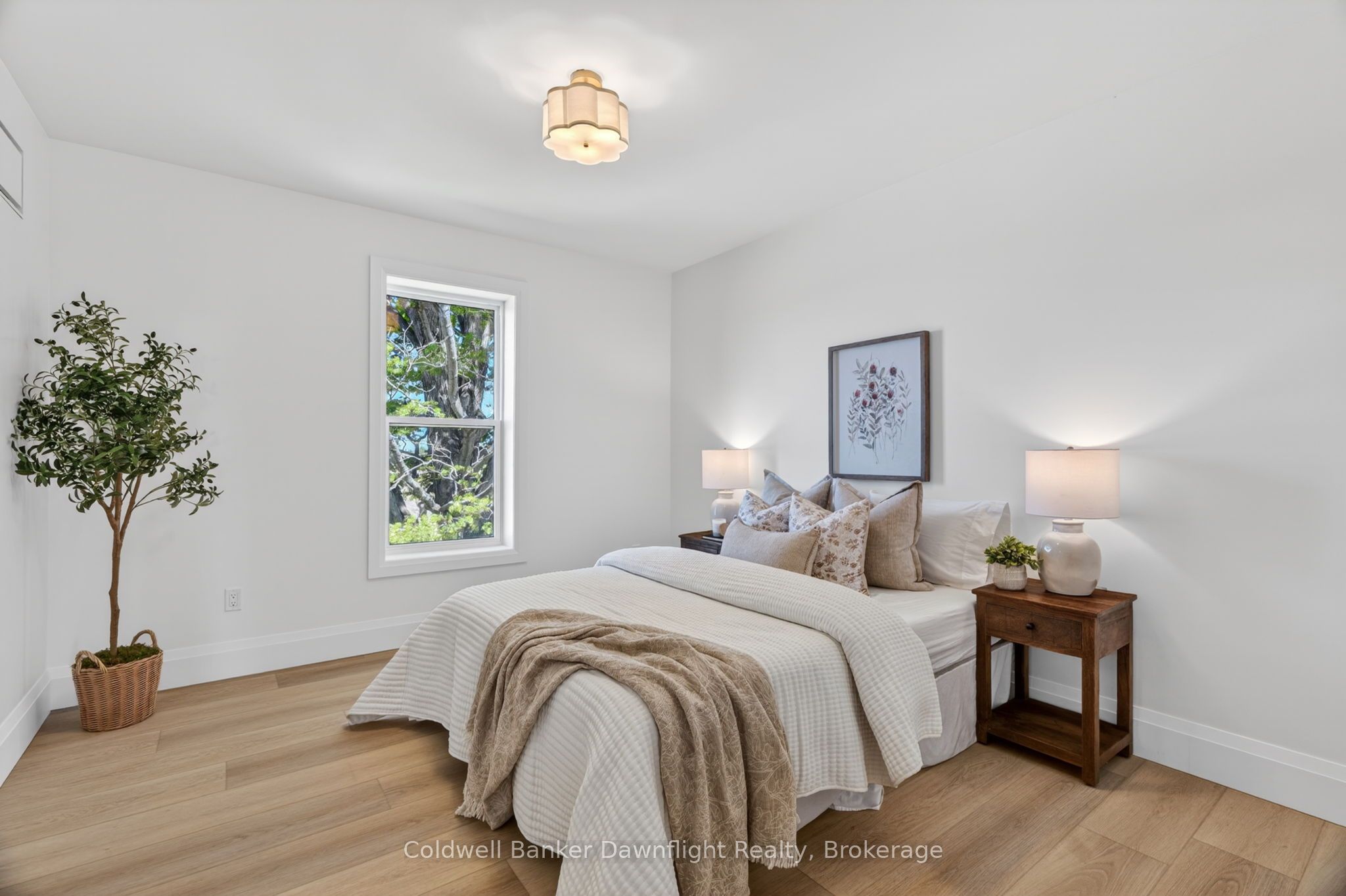 728 North Line Property Photo 33