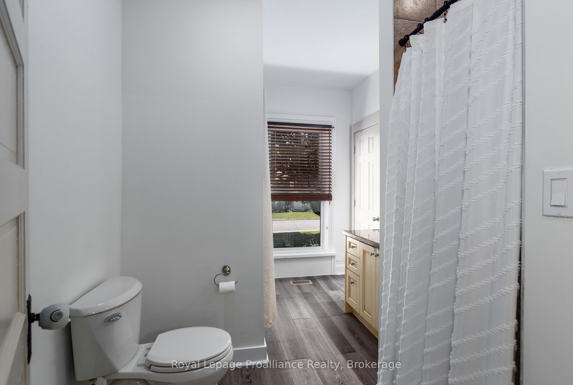 7 Simmons Street Property Photo 10