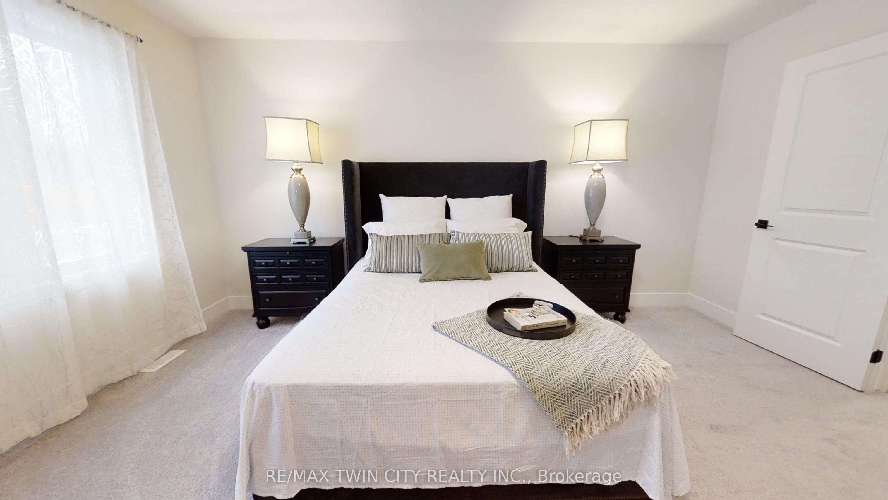 147 Julie Crescent Property Photo 22