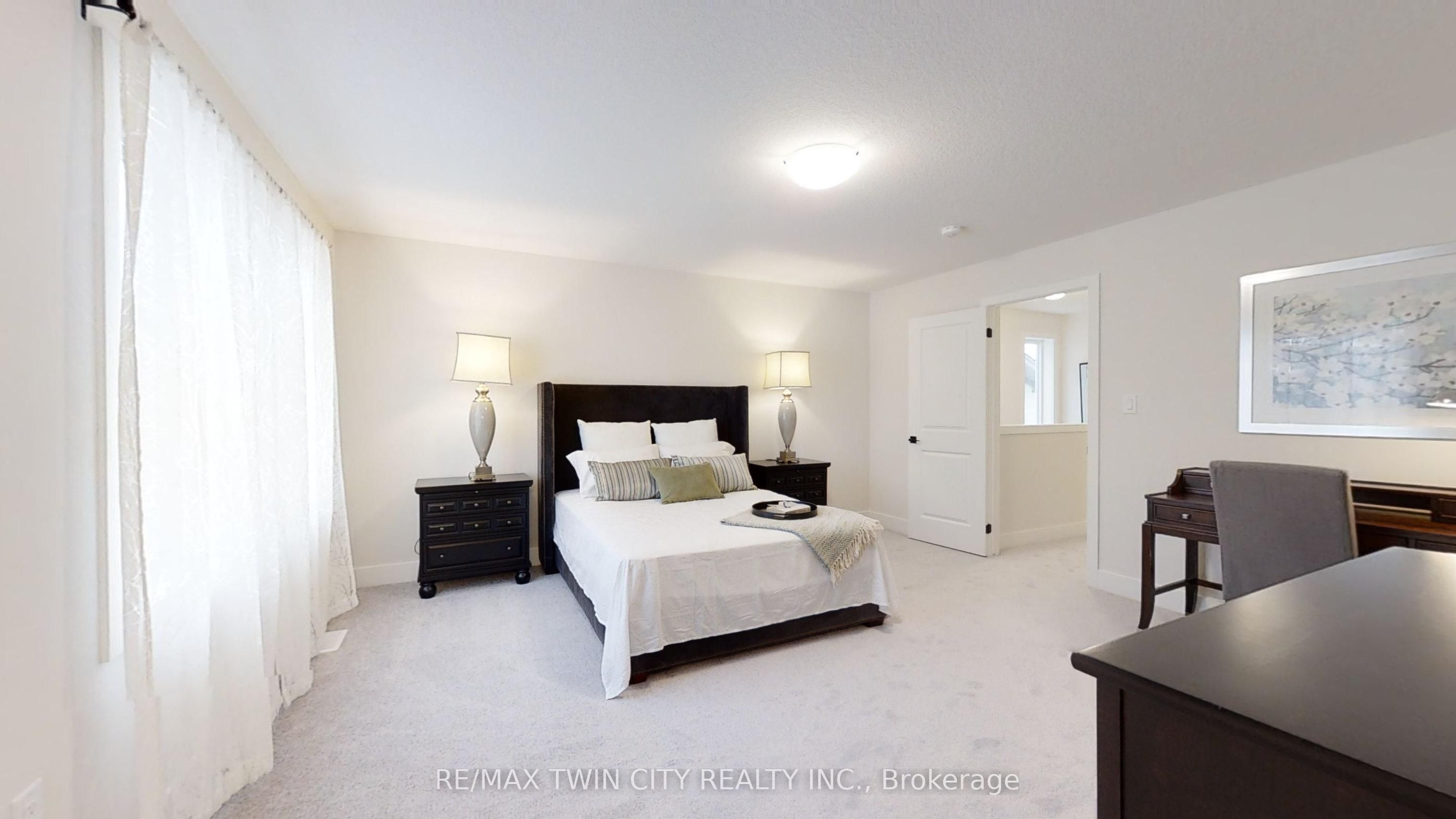 147 Julie Crescent Property Photo 25