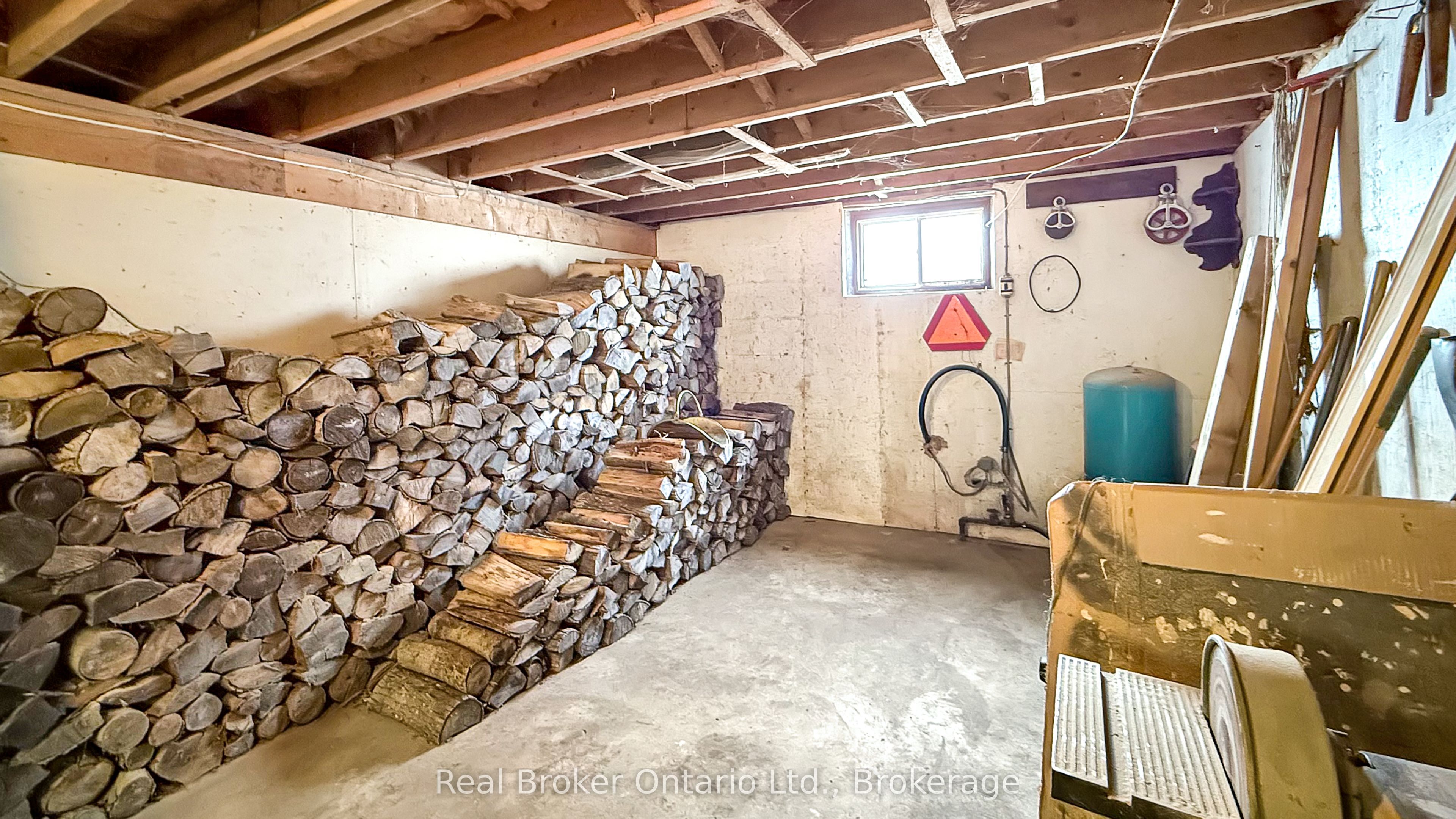 815 Albert Street E Property Photo 15