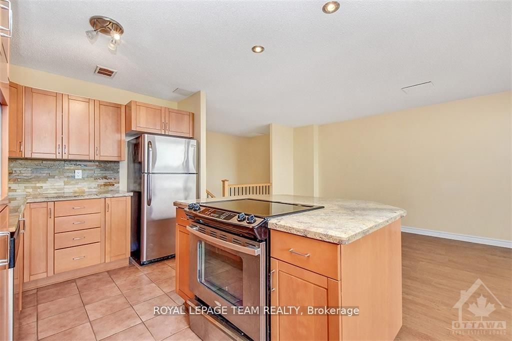 515 St Laurent Boulevard 644 Property Photo 10