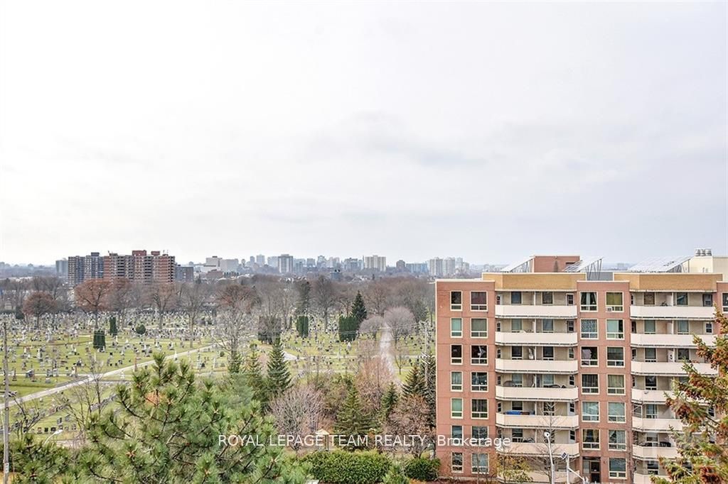515 St Laurent Boulevard 644 Property Photo 25