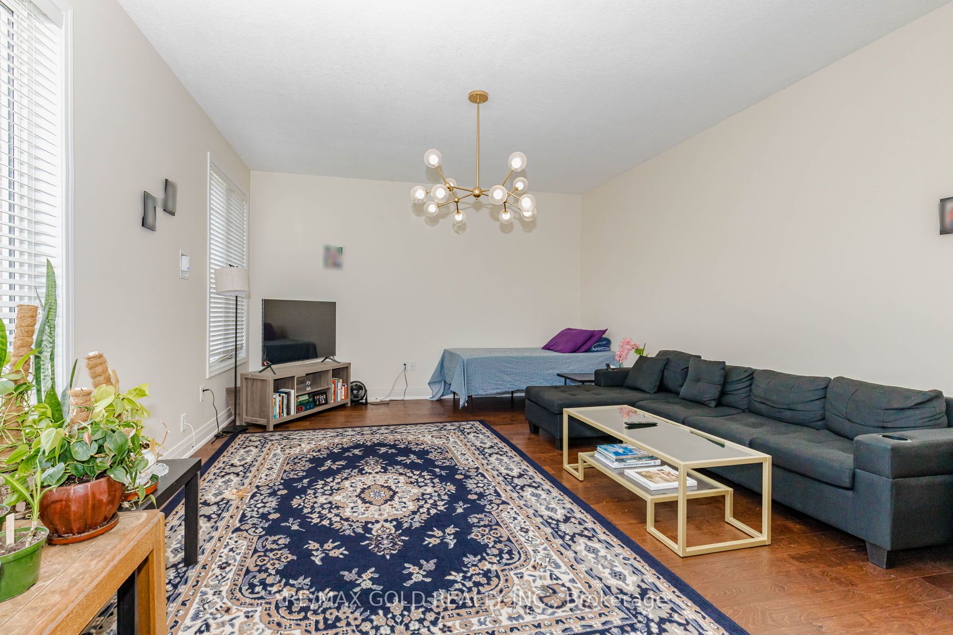 9 Burgess Crescent Property Photo 19