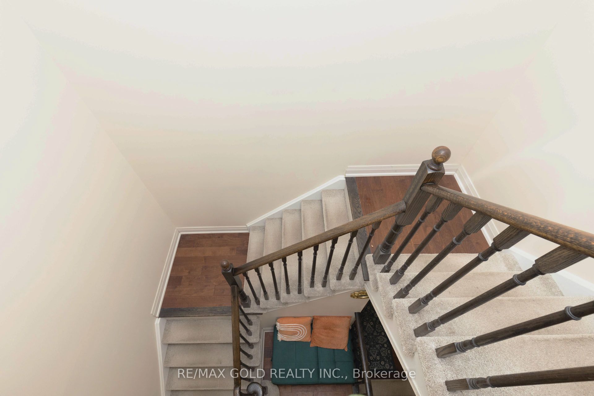 9 Burgess Crescent Property Photo 25