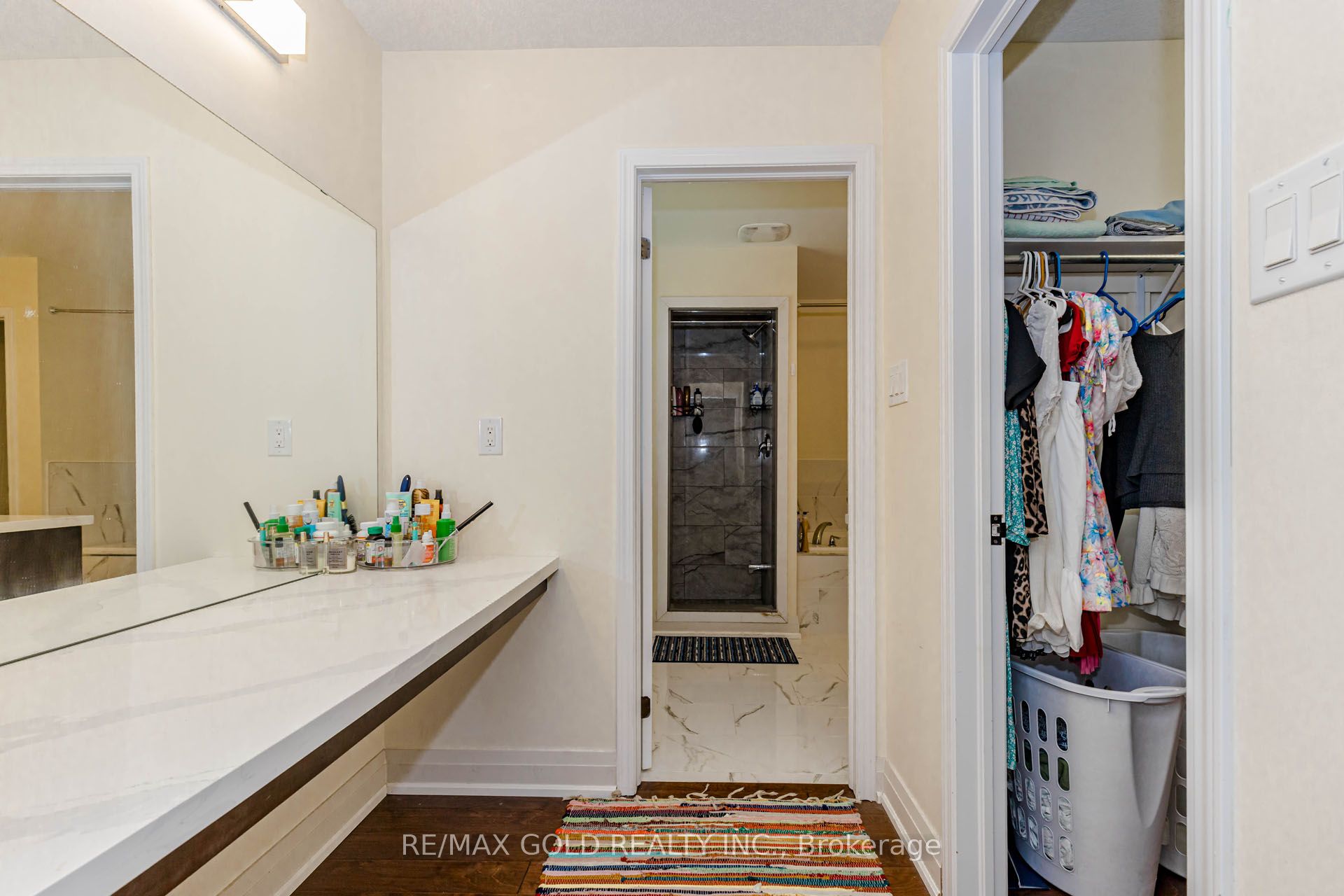 9 Burgess Crescent Property Photo 37