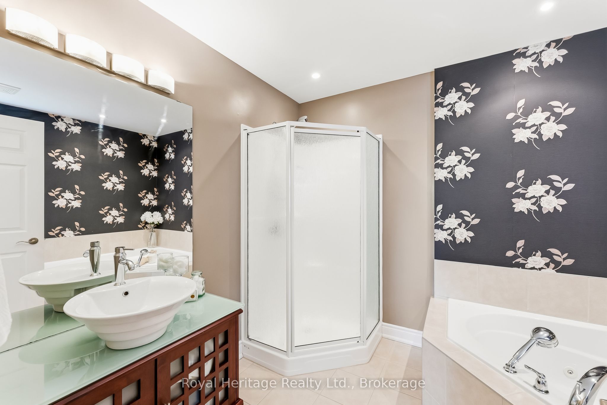 2 Cortland Way Property Photo 22