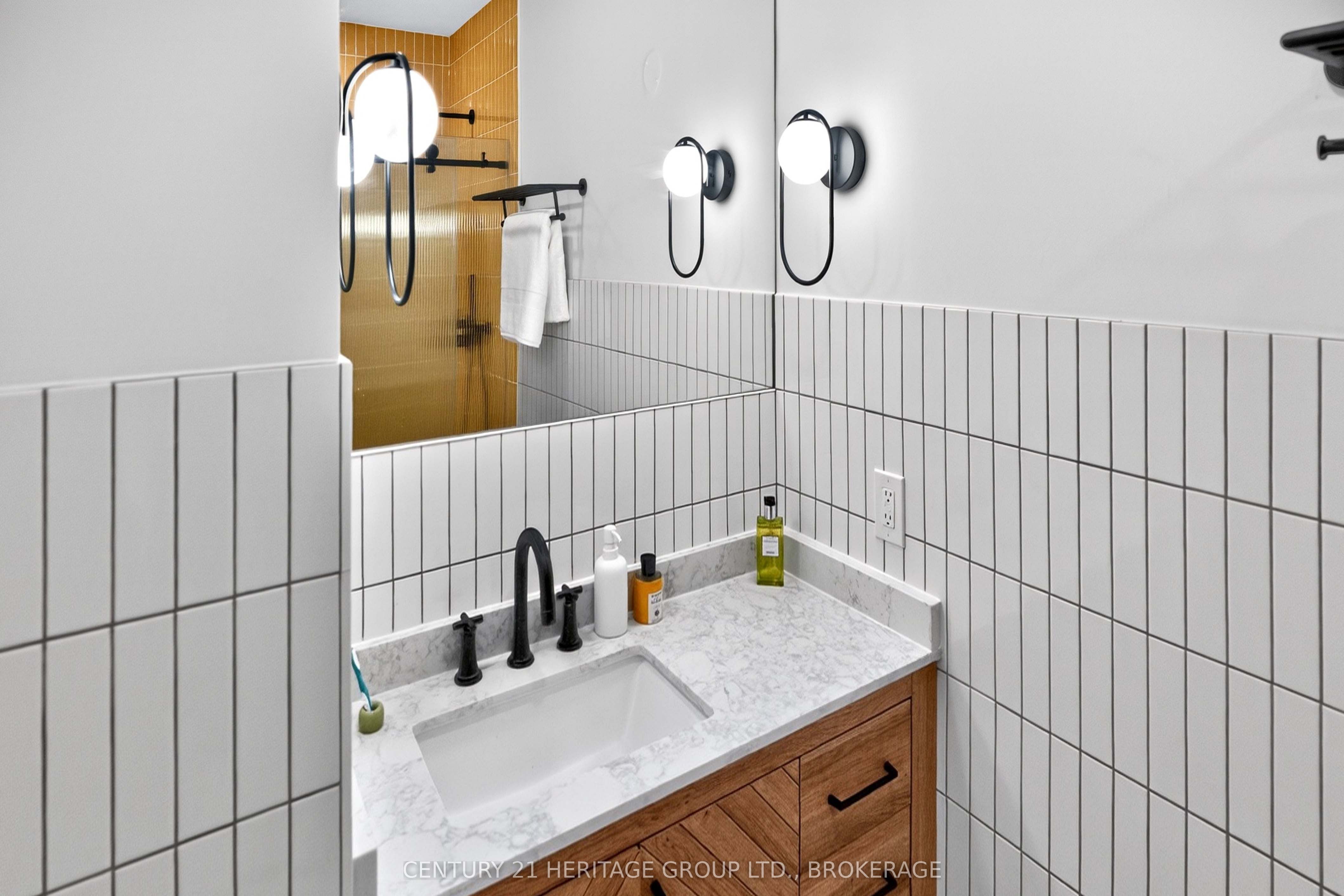 136 Old Danforth Road Property Photo 36