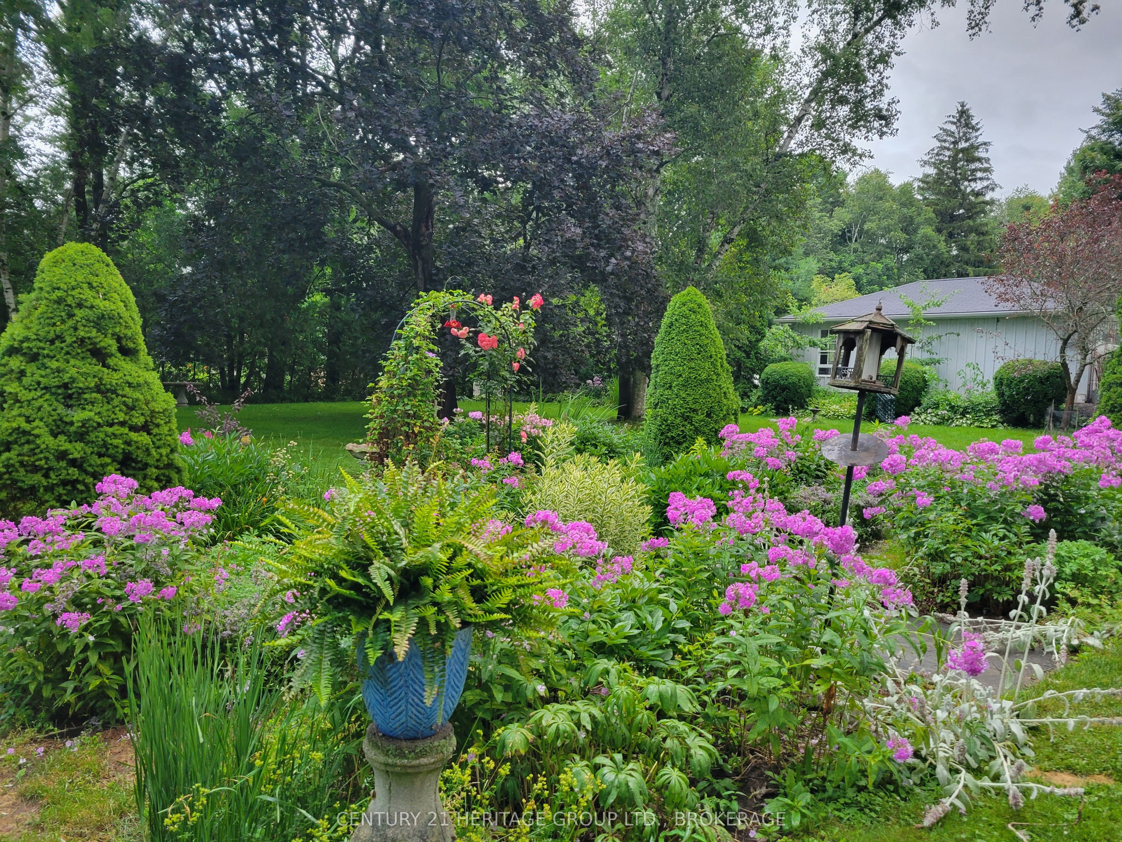 136 Old Danforth Road Property Photo 45
