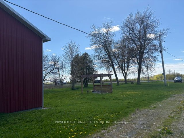 955 St Guillaume Road Property Photo 4