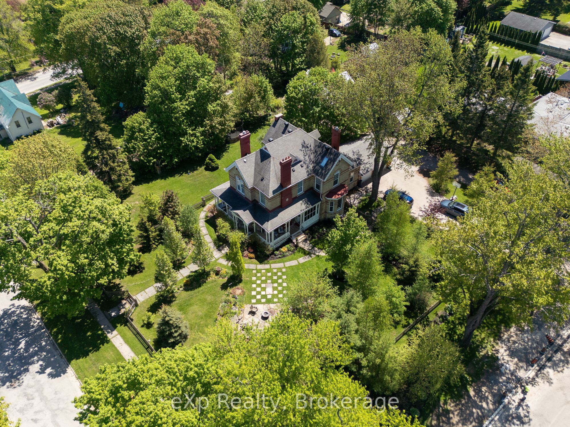 285 Mary Street Property Photo 43