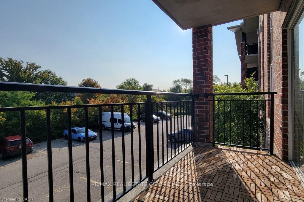 41 Goodwin Drive 202 Property Photo 25