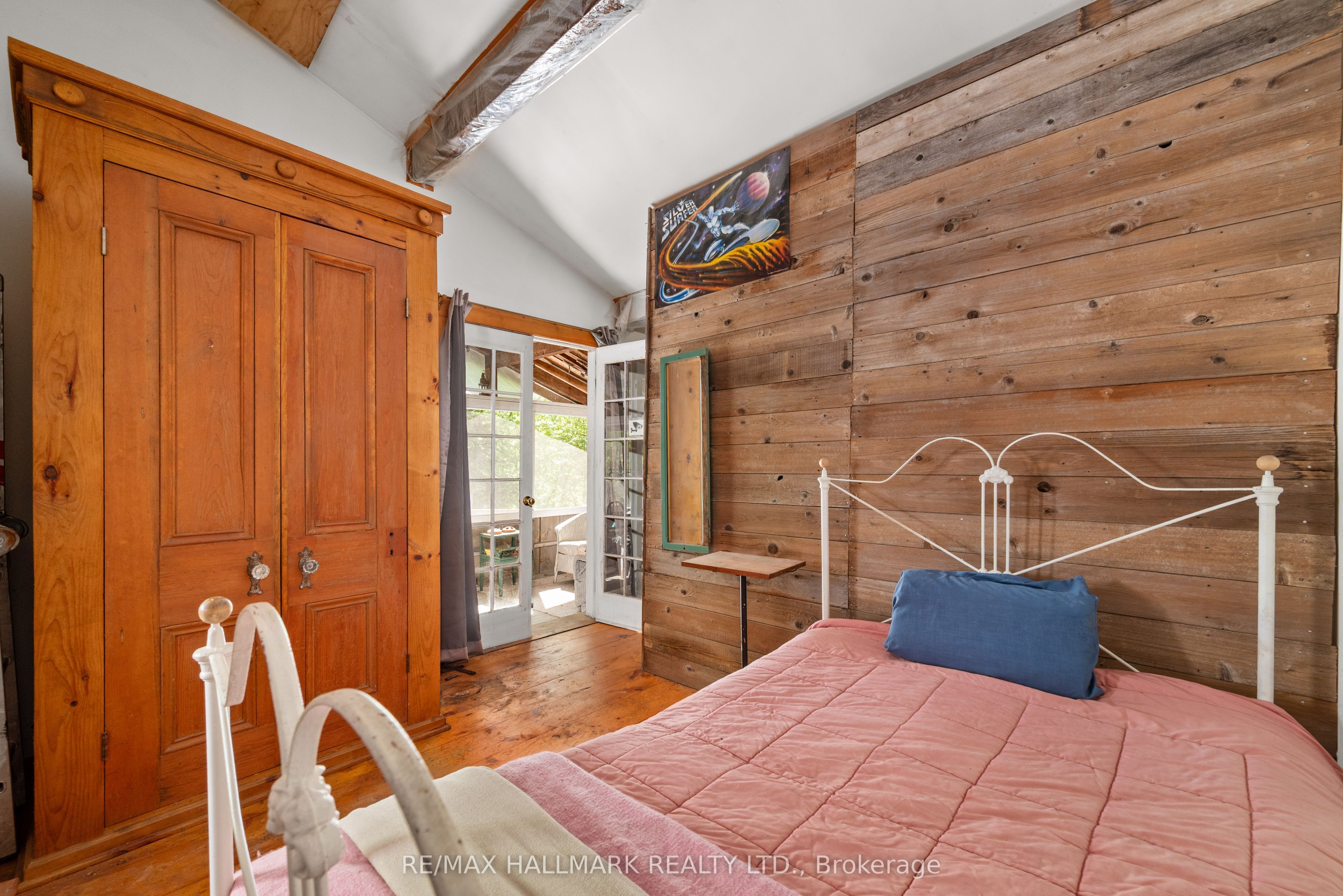 1005 Learners Lane Property Photo 13