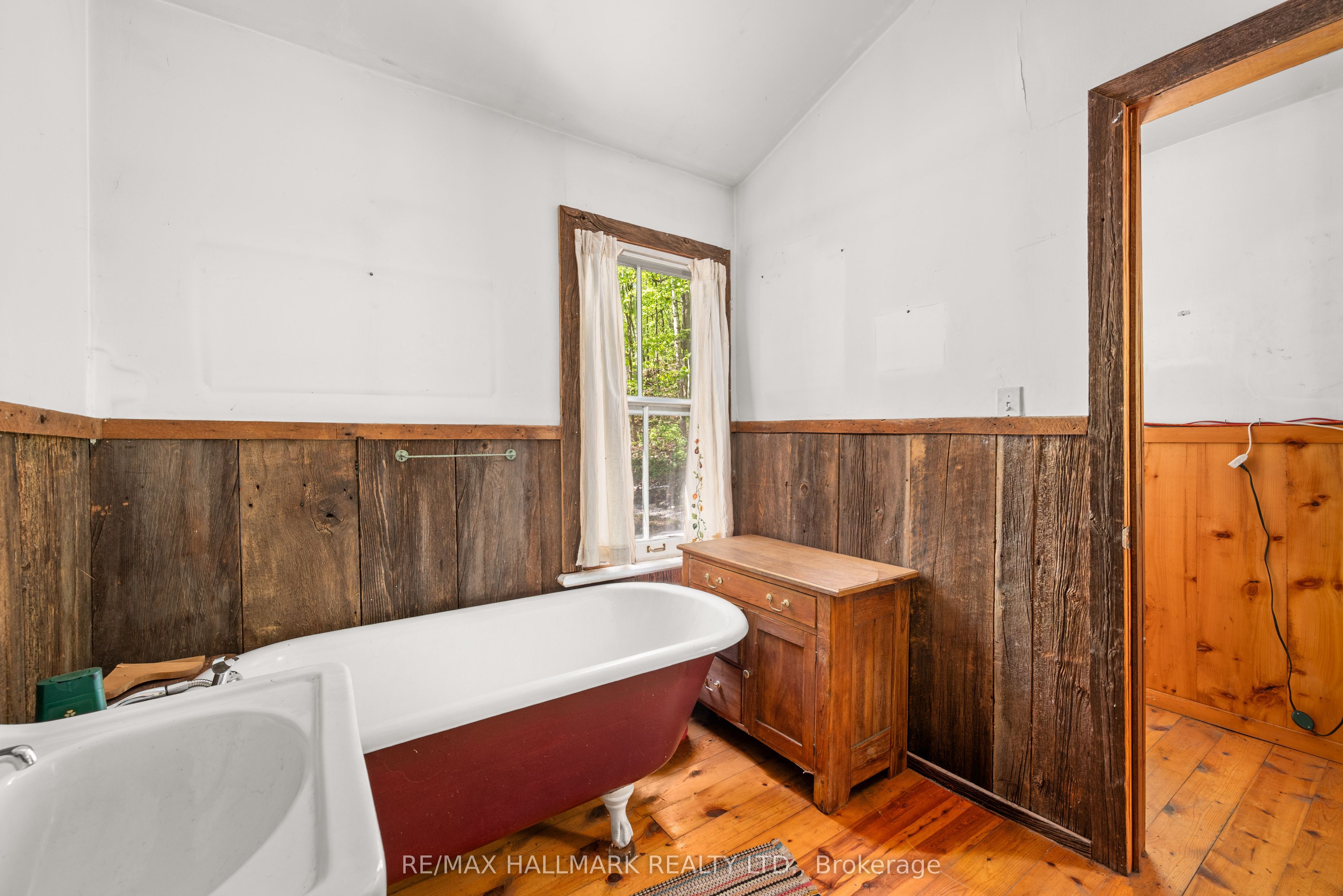 1005 Learners Lane Property Photo 20