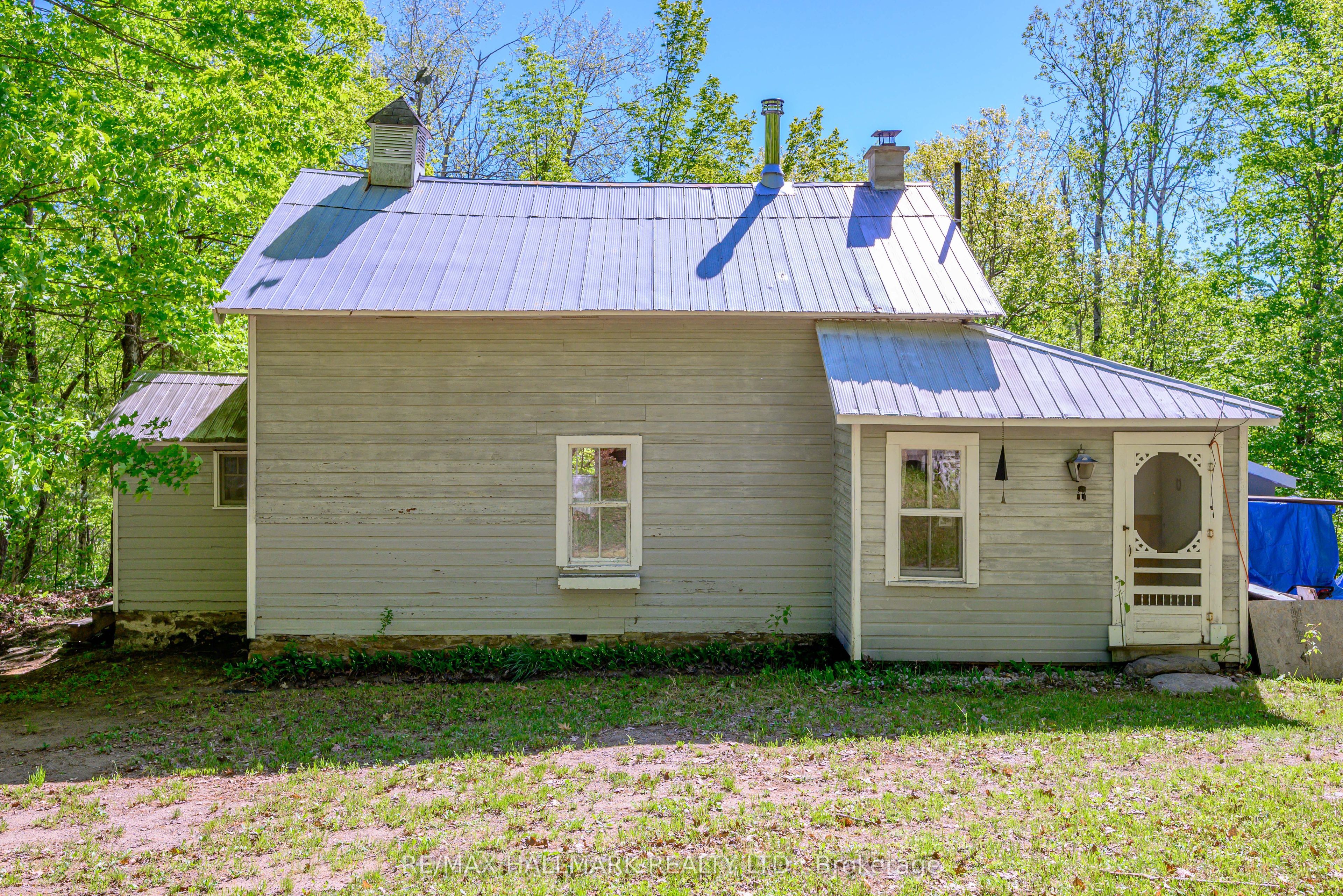 1005 Learners Lane Property Photo 22