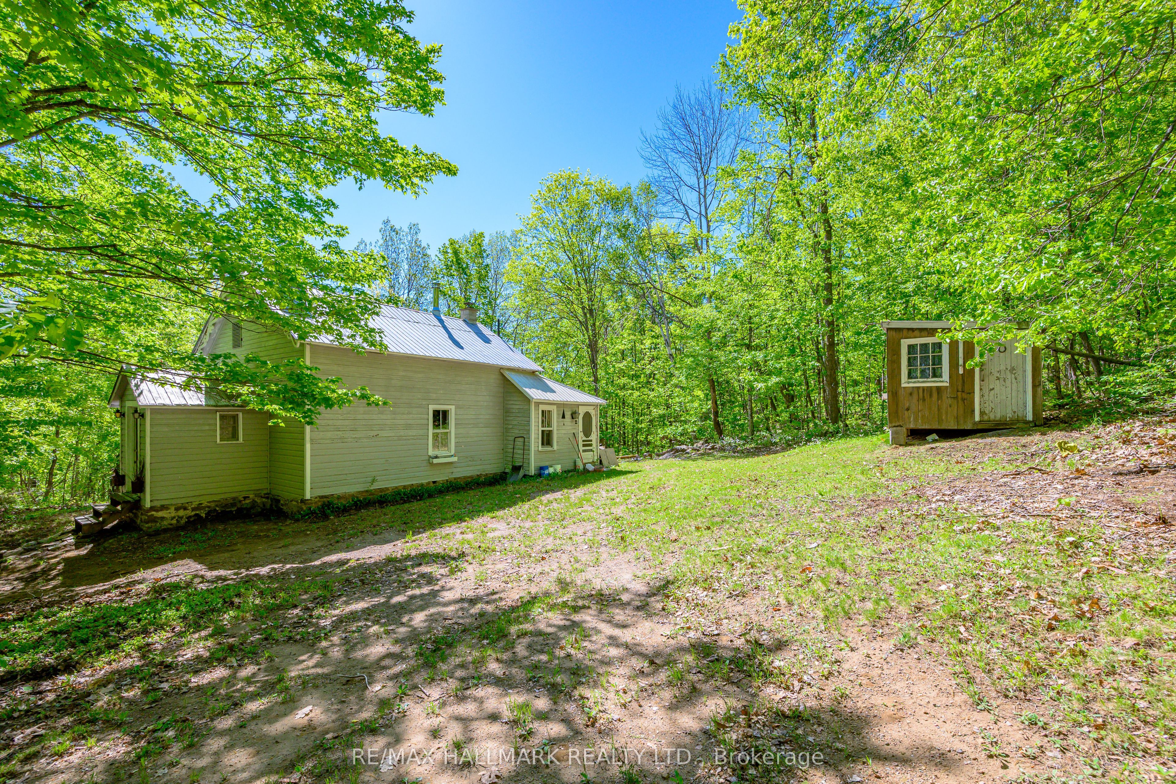 1005 Learners Lane Property Photo 25