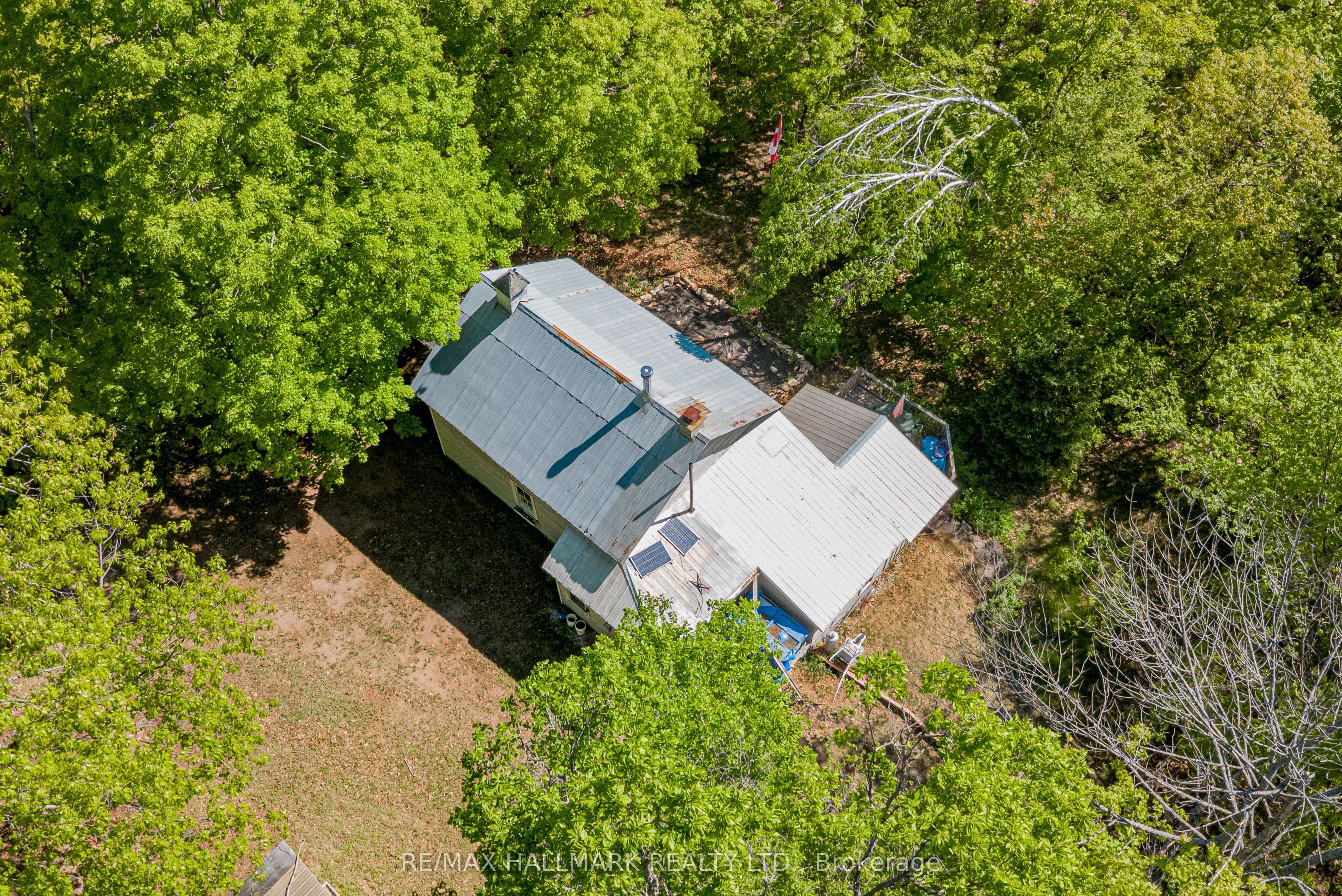 1005 Learners Lane Property Photo 36