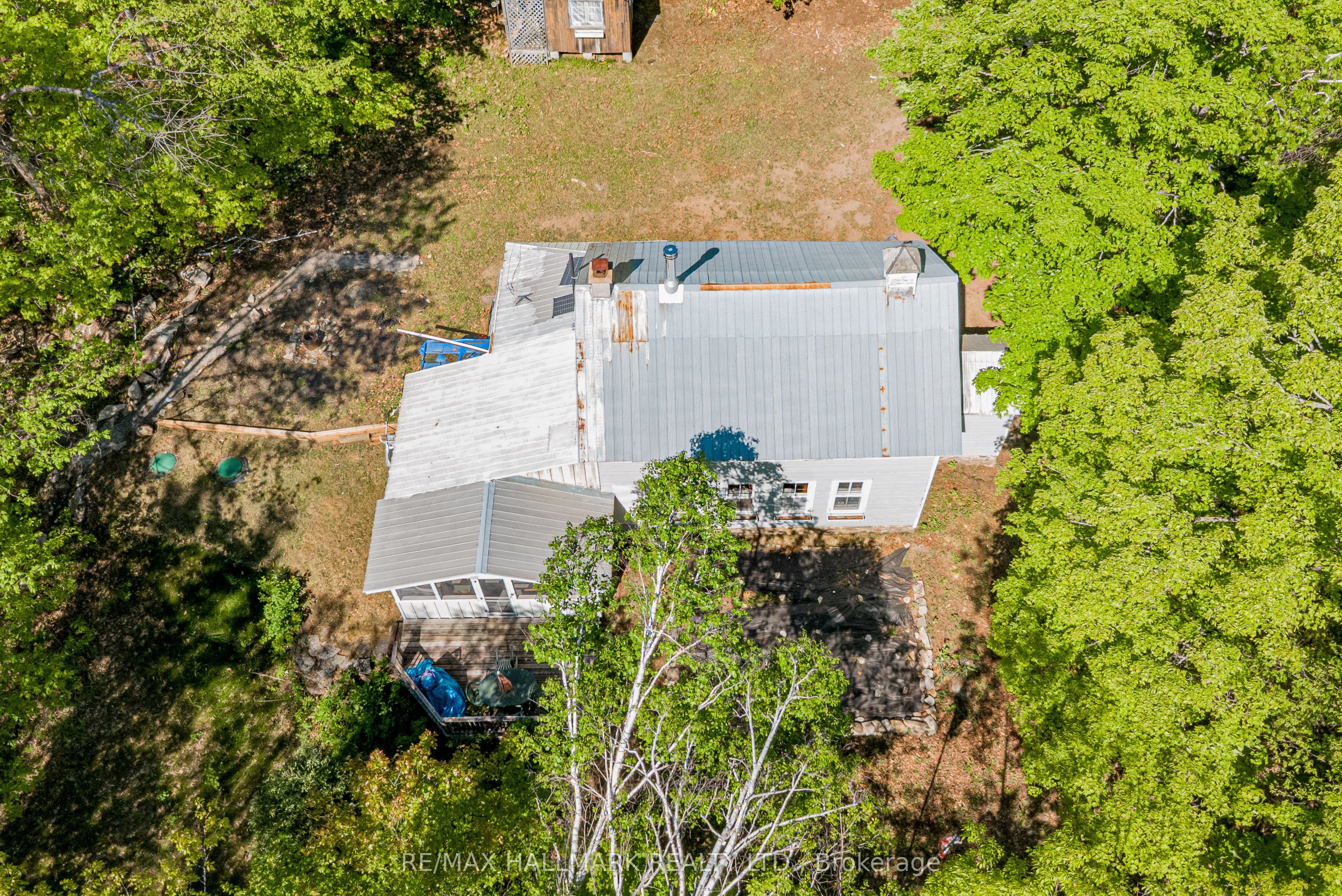 1005 Learners Lane Property Photo 37