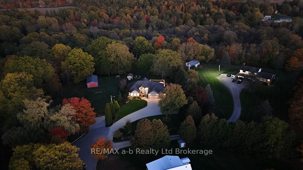 9442 Richmond Road Property Photo 1
