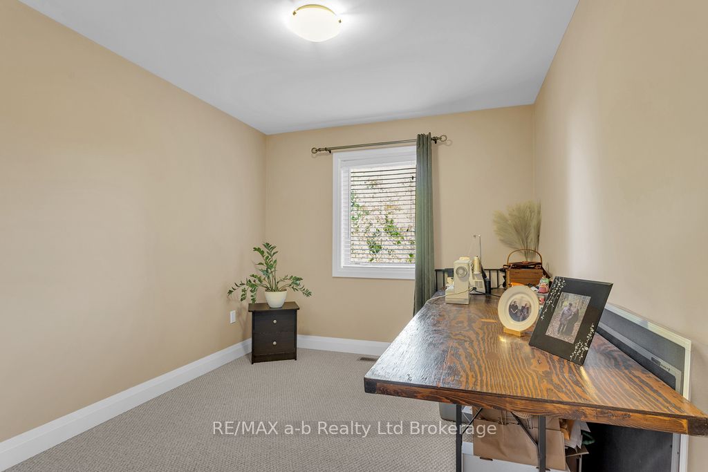 9442 Richmond Road Property Photo 21