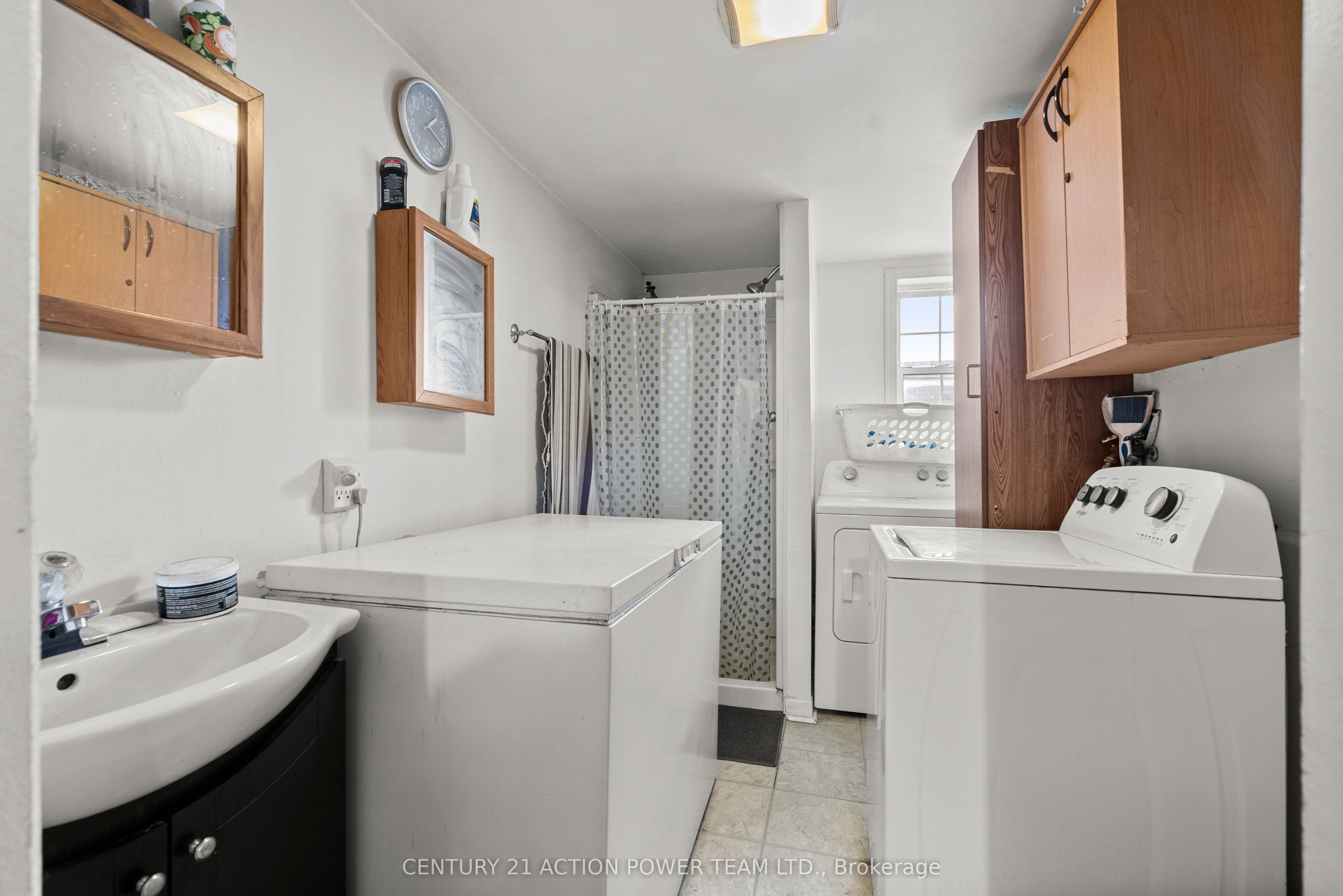 331 7th Street E Property Photo 16